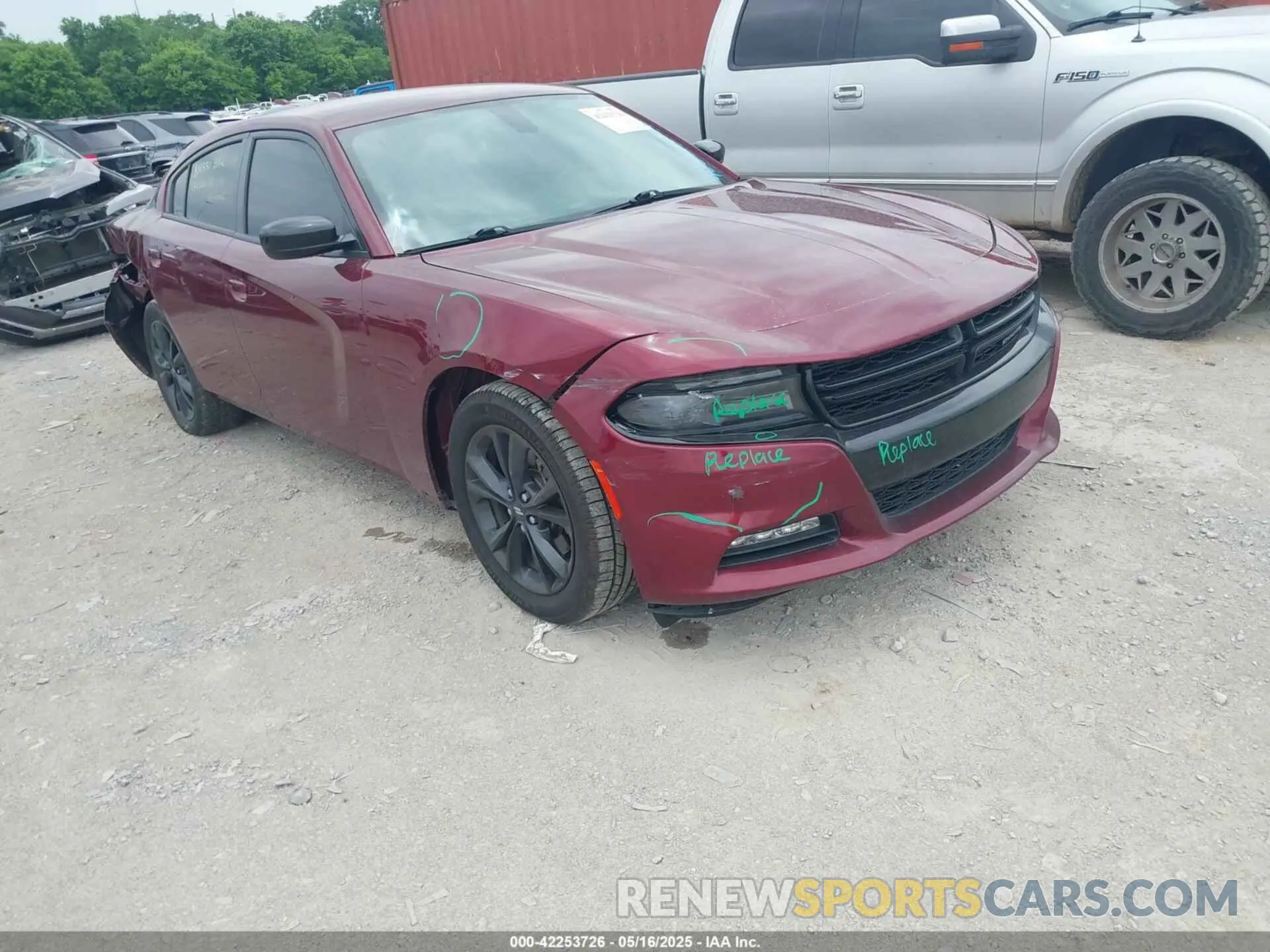 1 Photograph of a damaged car 2C3CDXJG4LH187124 DODGE CHARGER 2020