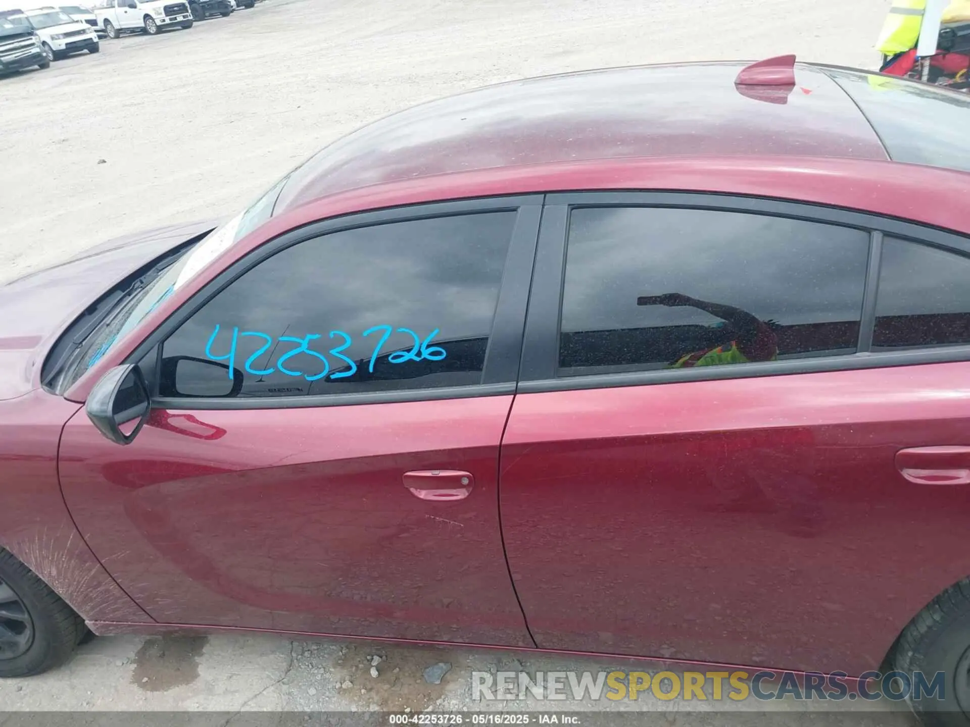14 Photograph of a damaged car 2C3CDXJG4LH187124 DODGE CHARGER 2020