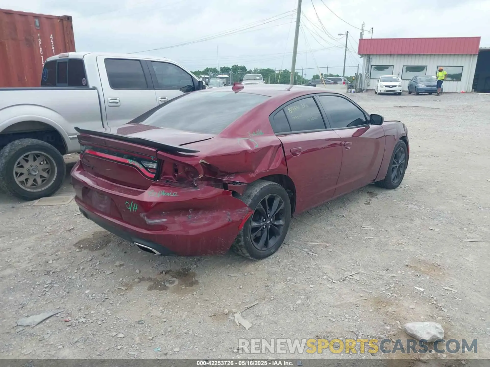 4 Photograph of a damaged car 2C3CDXJG4LH187124 DODGE CHARGER 2020
