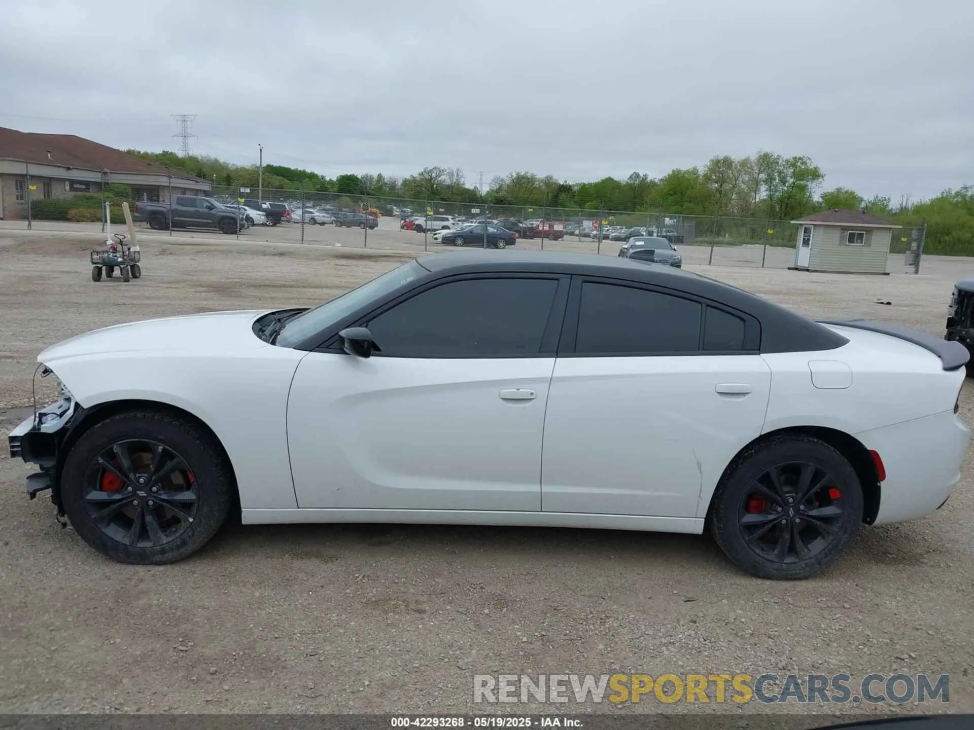 15 Photograph of a damaged car 2C3CDXJGXLH133648 DODGE CHARGER 2020