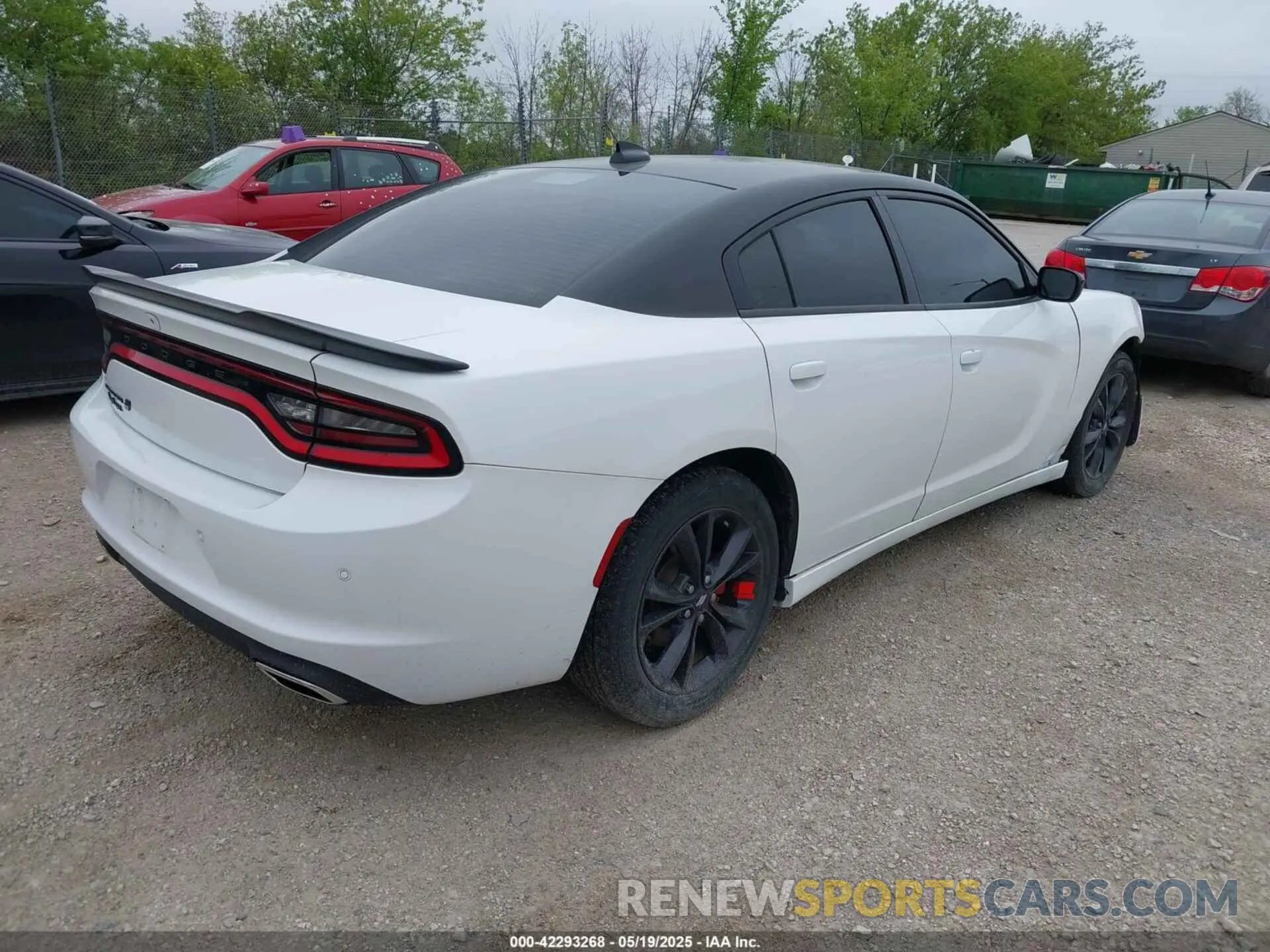 4 Photograph of a damaged car 2C3CDXJGXLH133648 DODGE CHARGER 2020