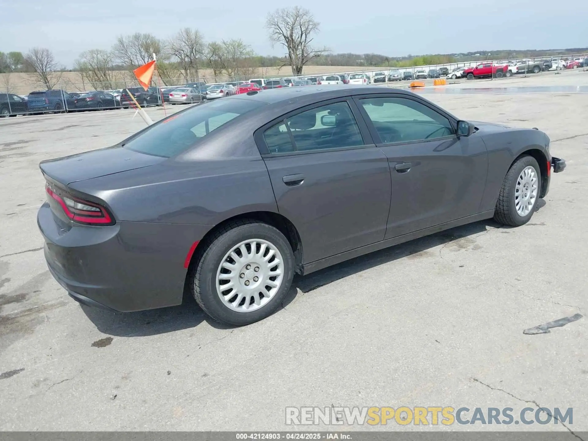 4 Photograph of a damaged car 2C3CDXKT3LH112023 DODGE CHARGER 2020