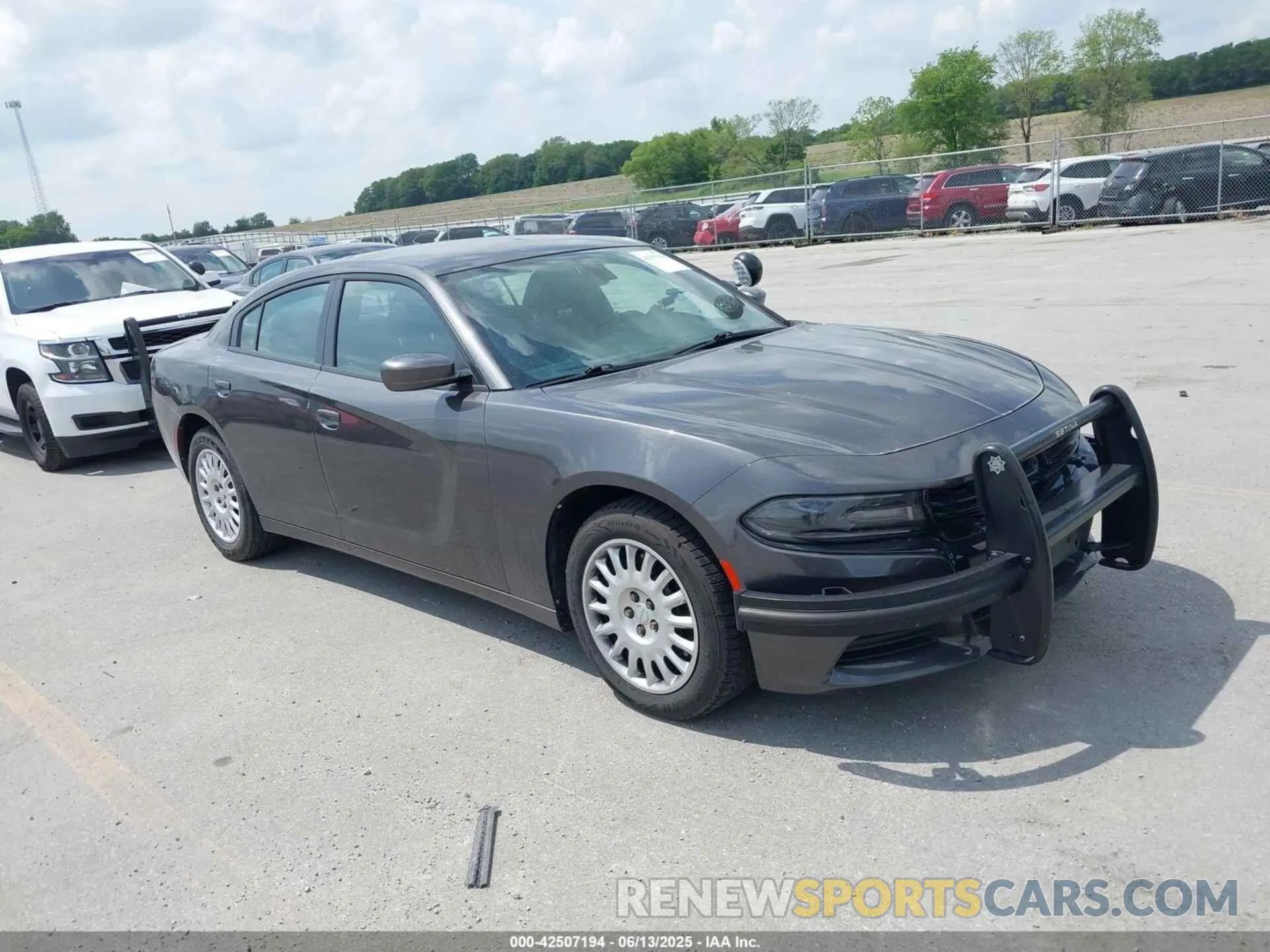 1 Photograph of a damaged car 2C3CDXKT4LH127498 DODGE CHARGER 2020