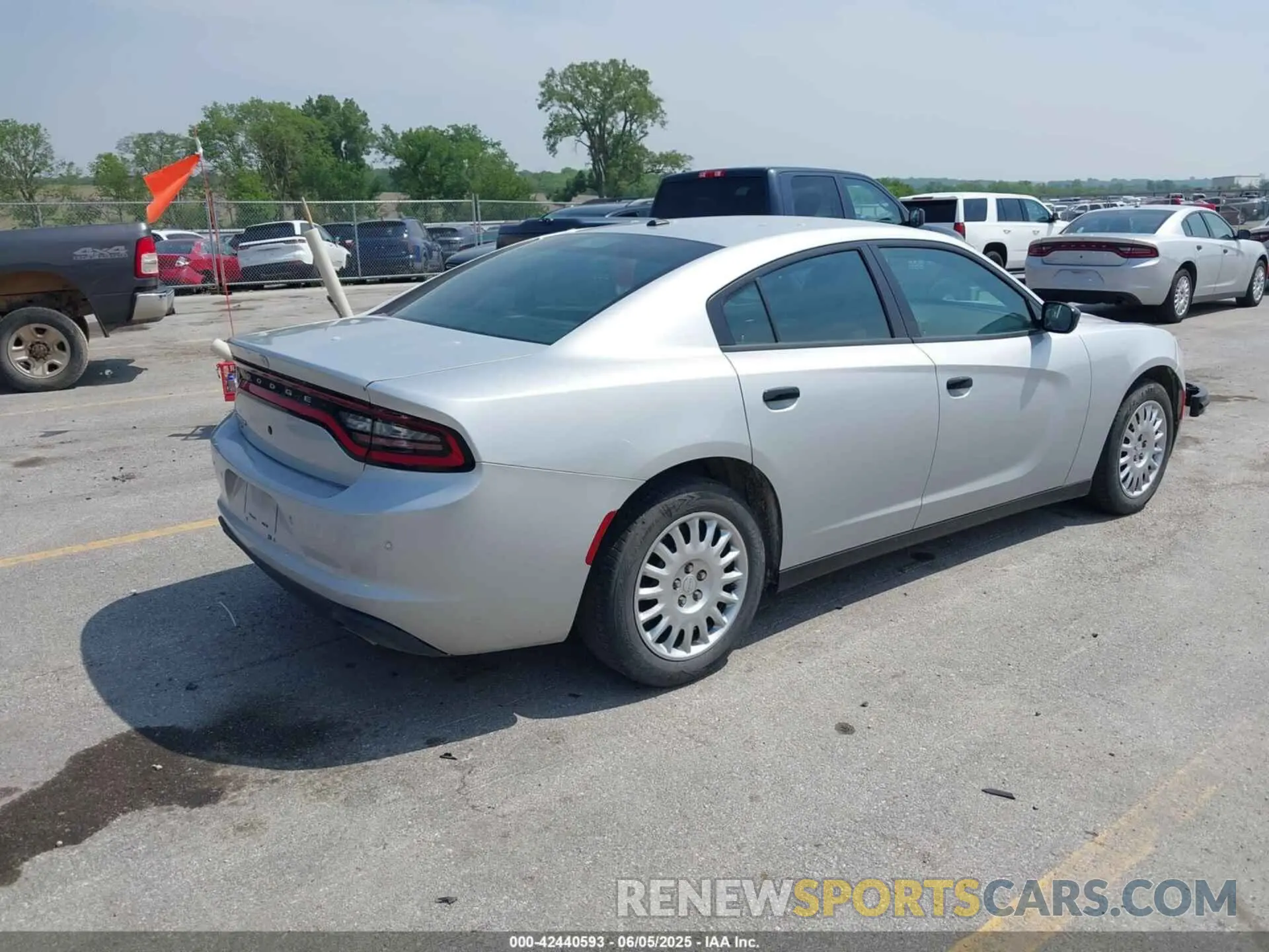 4 Photograph of a damaged car 2C3CDXKT5LH130457 DODGE CHARGER 2020