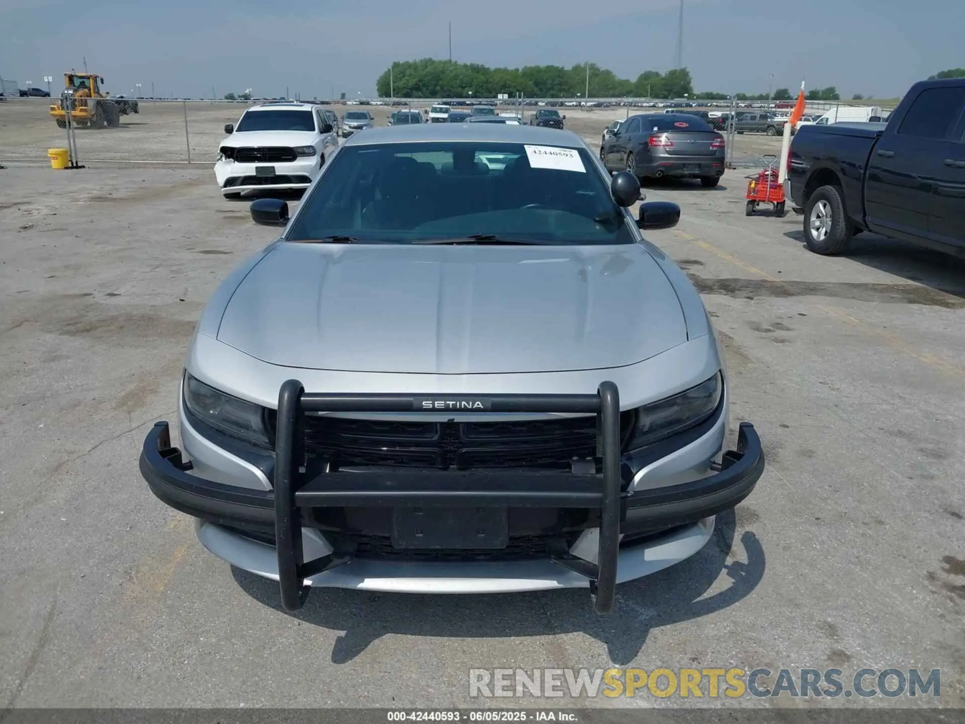 6 Photograph of a damaged car 2C3CDXKT5LH130457 DODGE CHARGER 2020