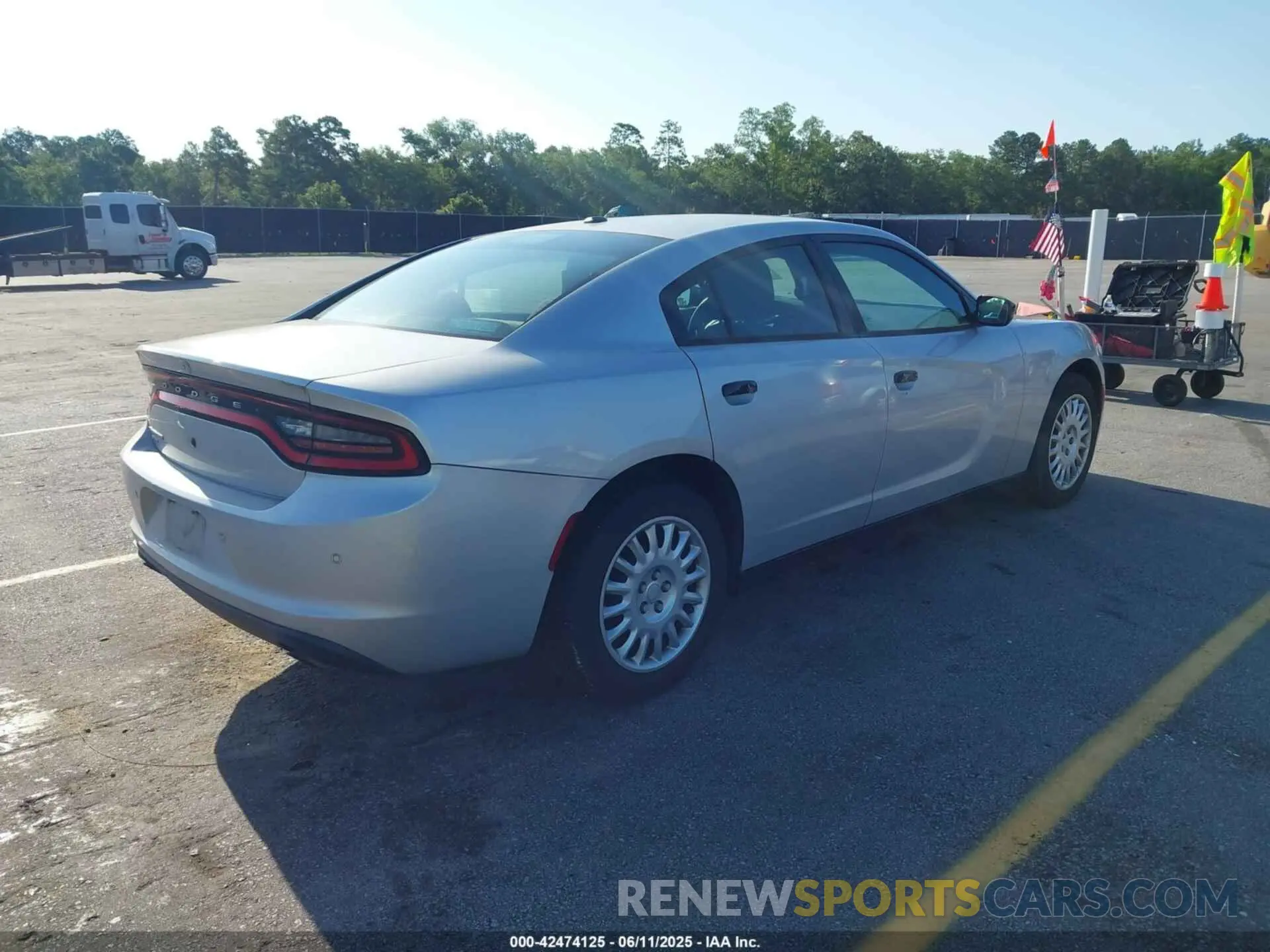 4 Photograph of a damaged car 2C3CDXKT8LH255453 DODGE CHARGER 2020