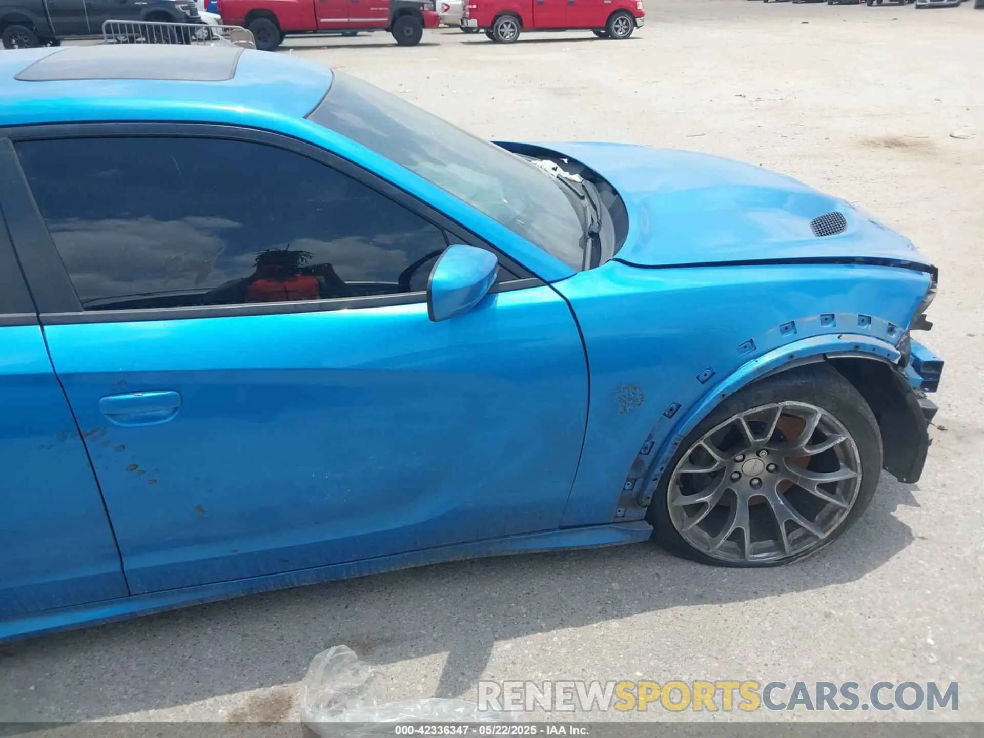 14 Photograph of a damaged car 2C3CDXL92LH116048 DODGE CHARGER 2020