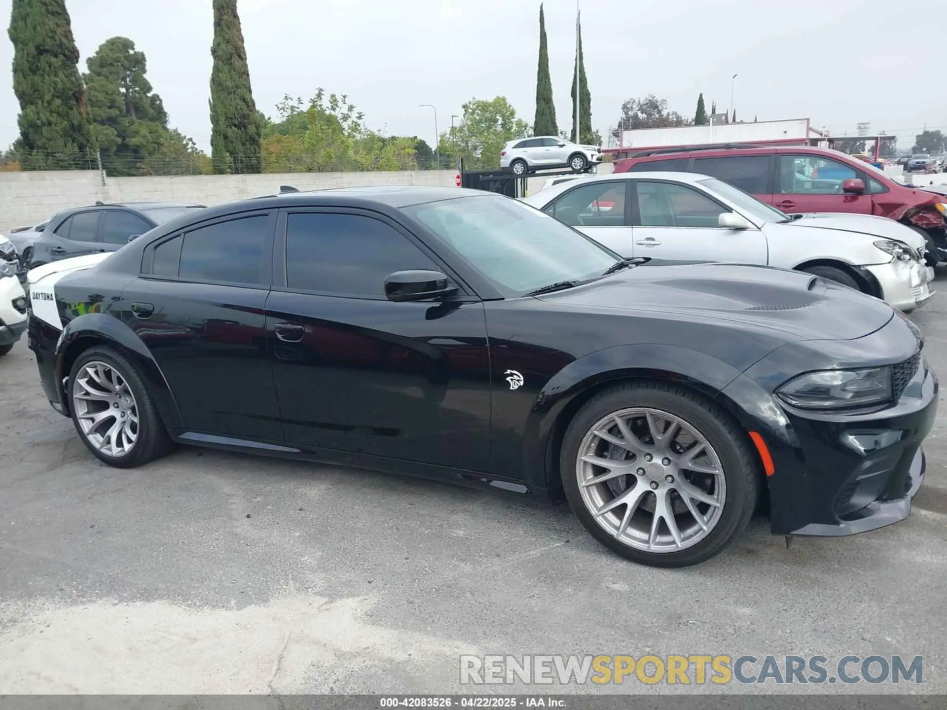 13 Photograph of a damaged car 2C3CDXL93LH116009 DODGE CHARGER 2020