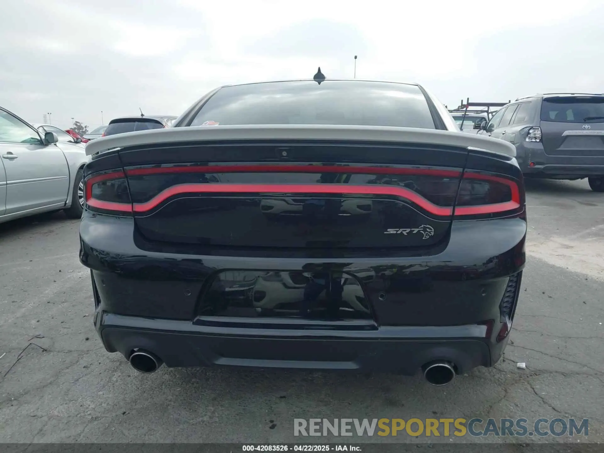 16 Photograph of a damaged car 2C3CDXL93LH116009 DODGE CHARGER 2020