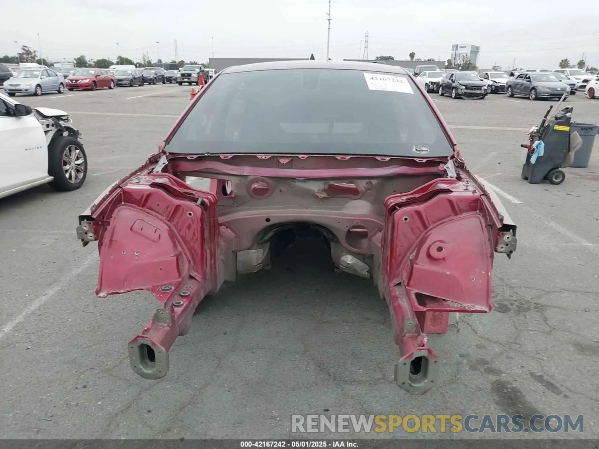 11 Photograph of a damaged car 2C3CDXL9XLH140971 DODGE CHARGER 2020