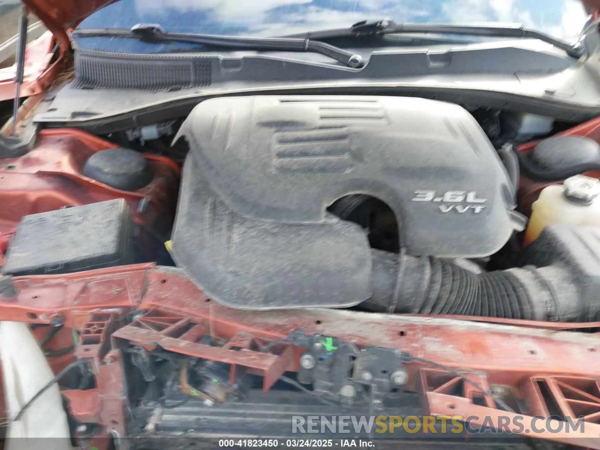 10 Photograph of a damaged car 2C3CDXMG9LH225216 DODGE CHARGER 2020
