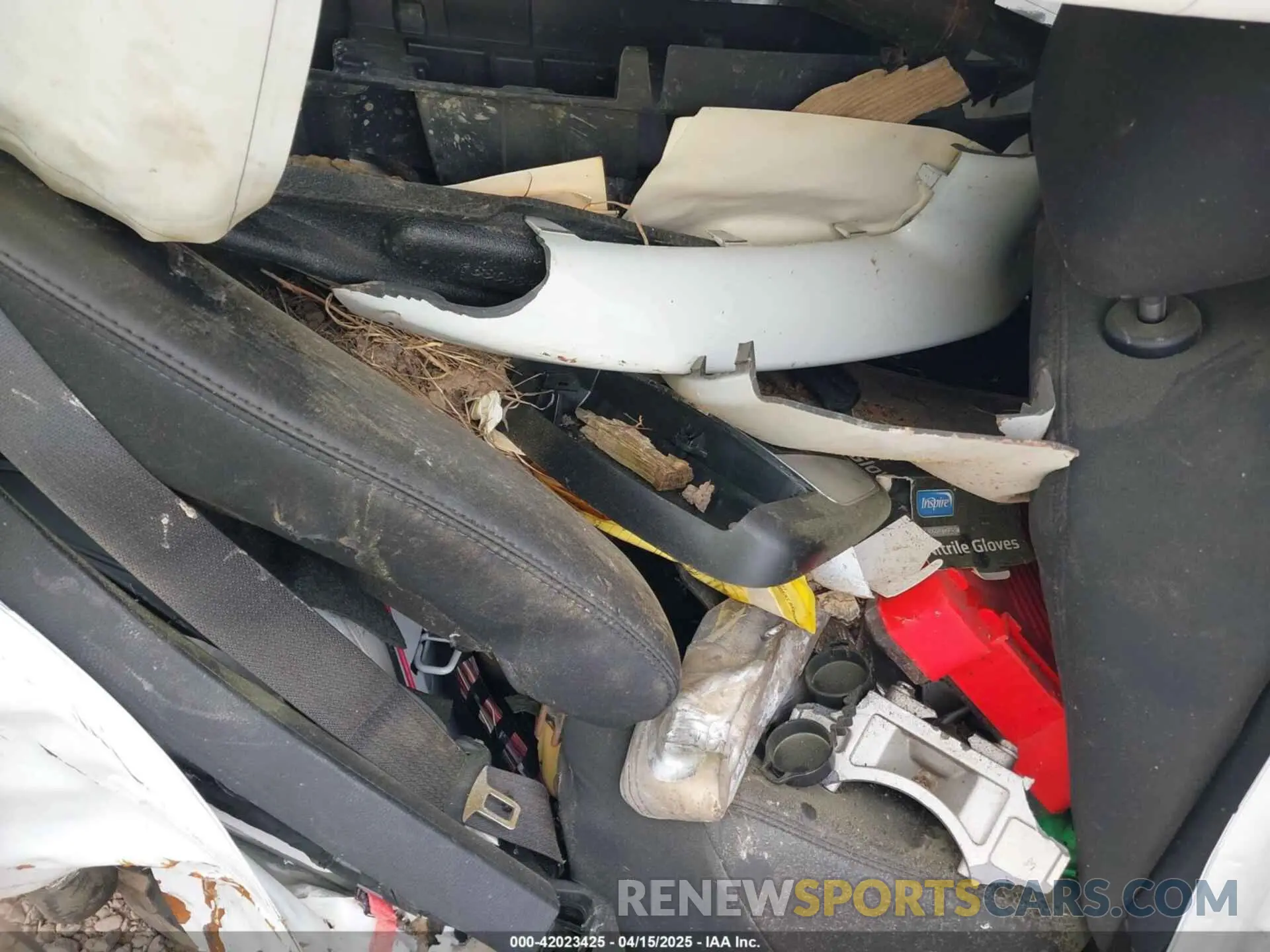 5 Photograph of a damaged car 2C3CDXAT1MH666261 DODGE CHARGER 2021