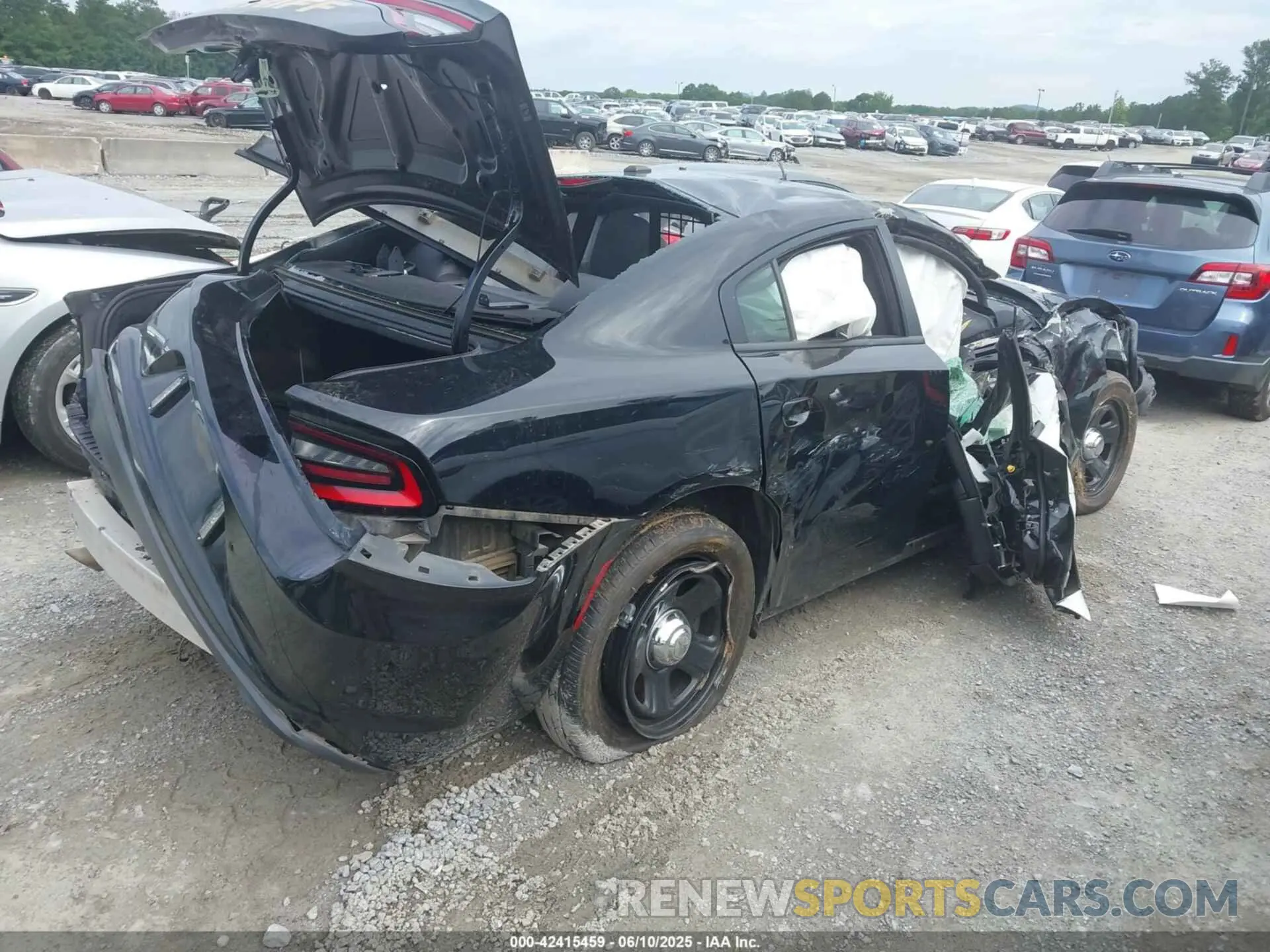 4 Photograph of a damaged car 2C3CDXAT4MH525202 DODGE CHARGER 2021