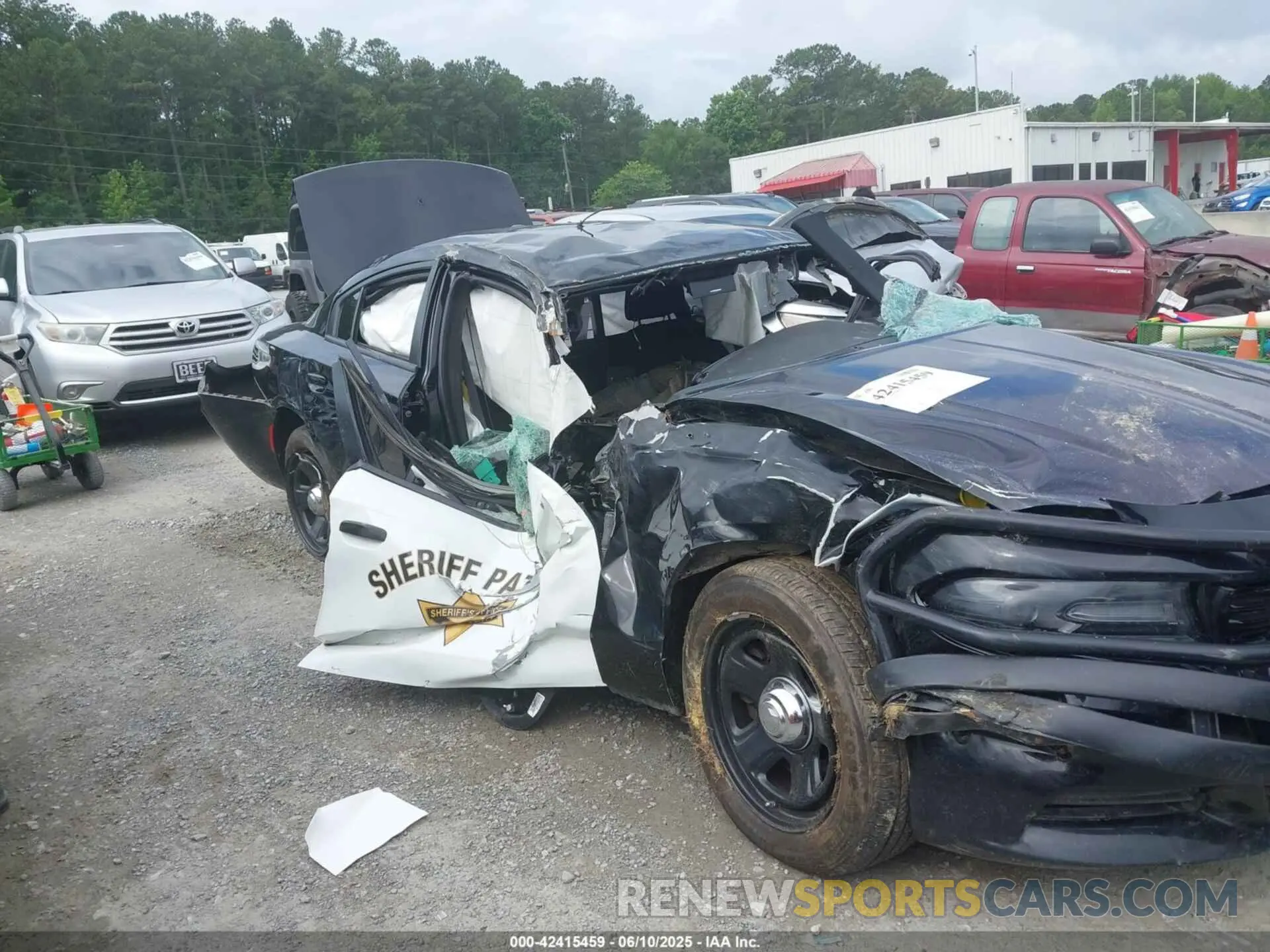 6 Photograph of a damaged car 2C3CDXAT4MH525202 DODGE CHARGER 2021