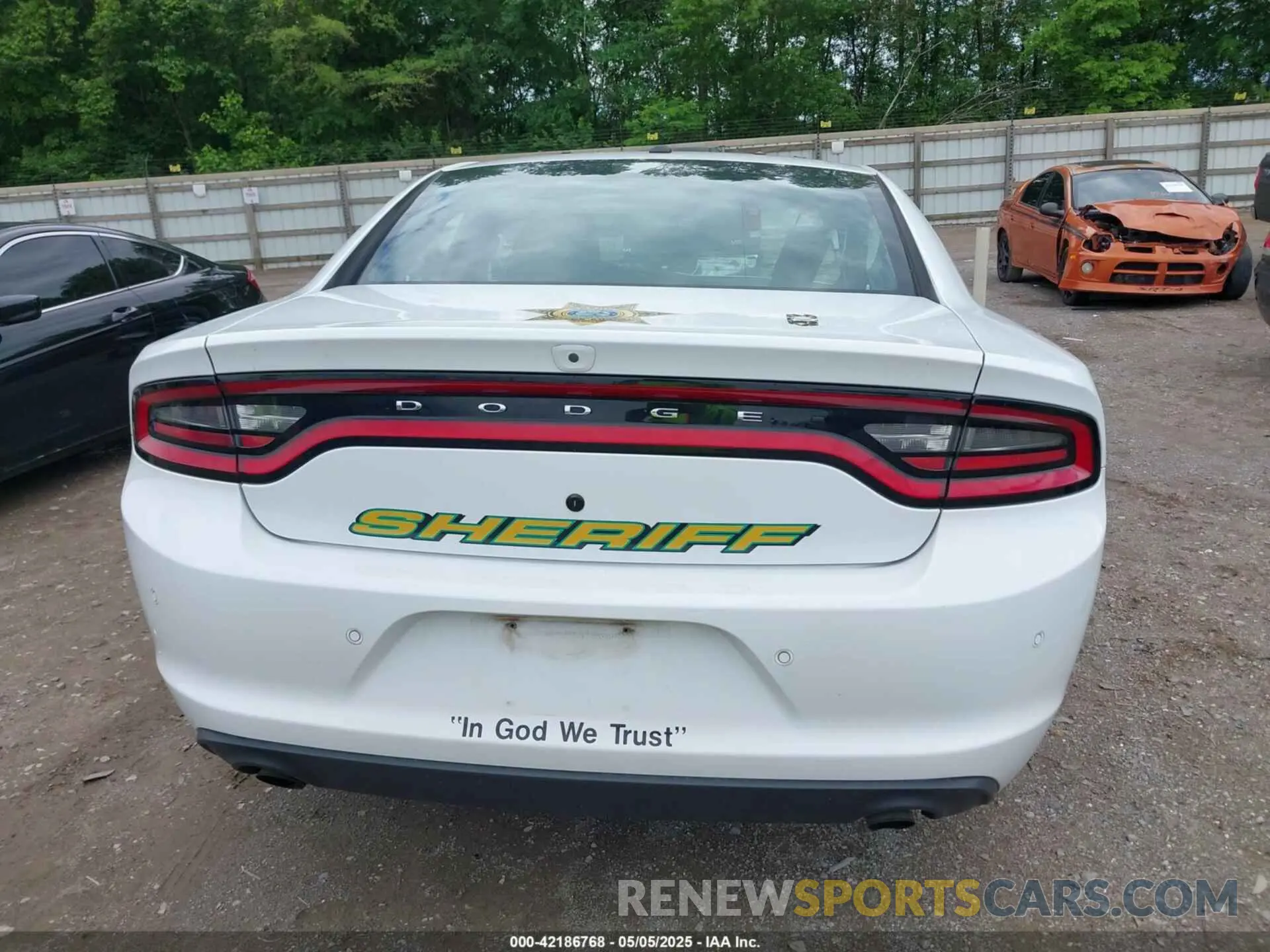 16 Photograph of a damaged car 2C3CDXAT9MH584892 DODGE CHARGER 2021