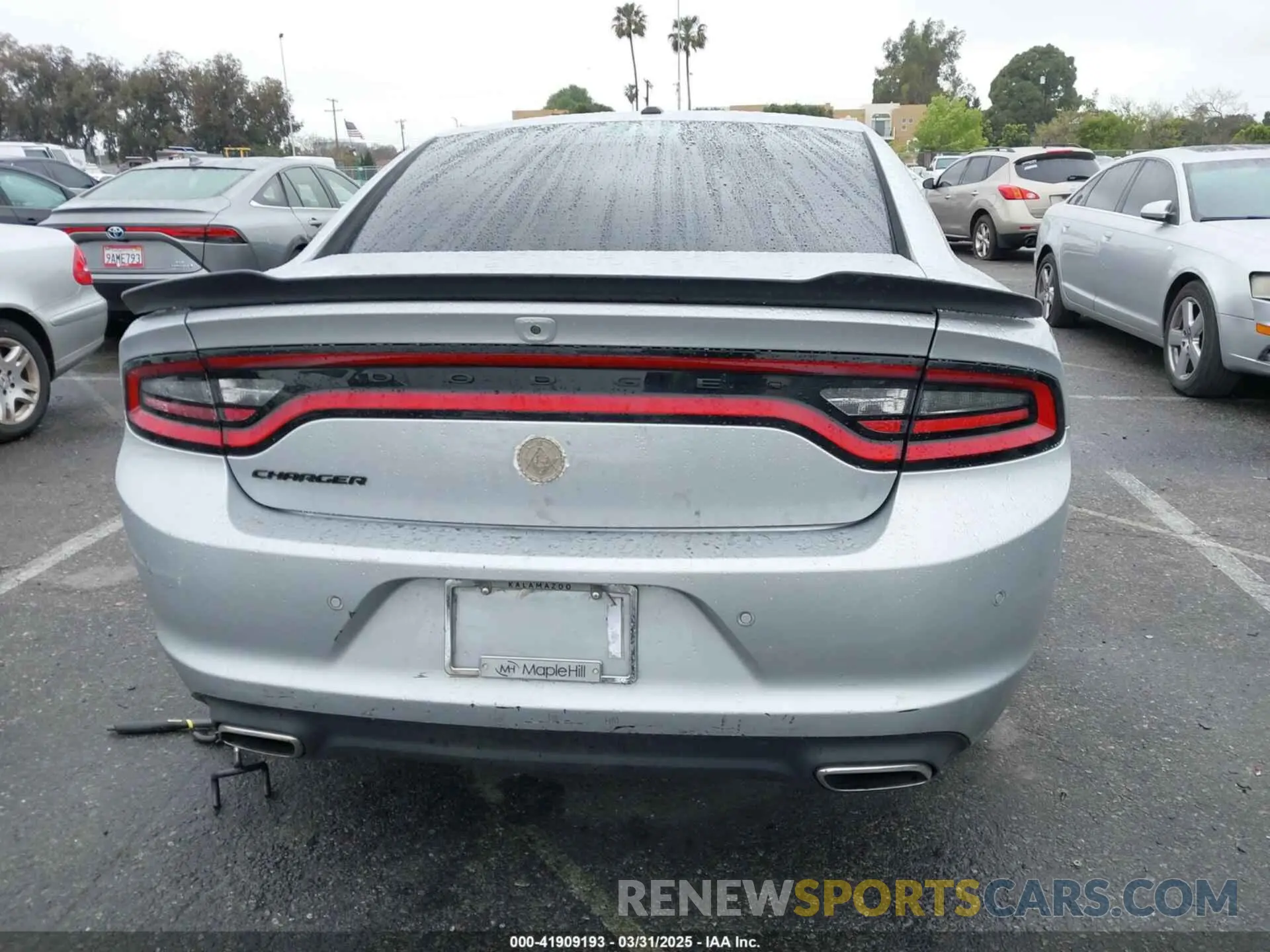 17 Photograph of a damaged car 2C3CDXBG0MH639974 DODGE CHARGER 2021