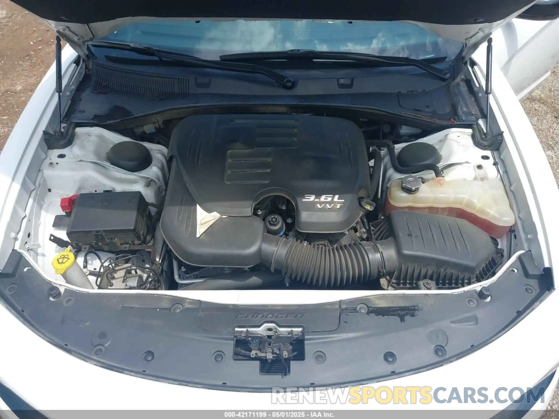 10 Photograph of a damaged car 2C3CDXBG1MH677746 DODGE CHARGER 2021