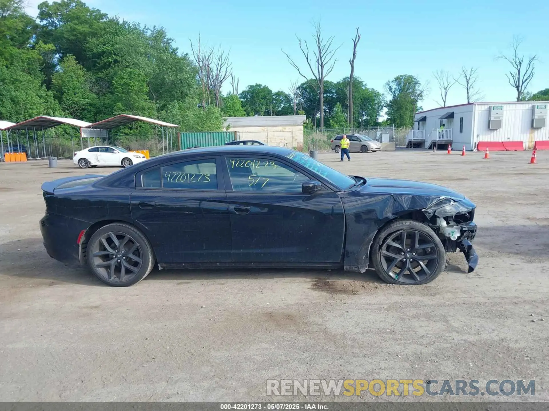 13 Photograph of a damaged car 2C3CDXBG2MH515477 DODGE CHARGER 2021