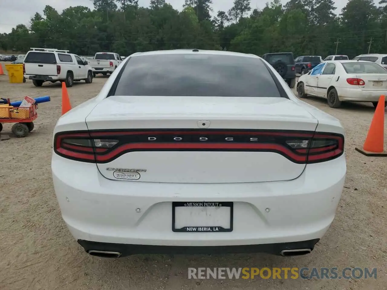 6 Photograph of a damaged car 2C3CDXBG2MH639118 DODGE CHARGER 2021
