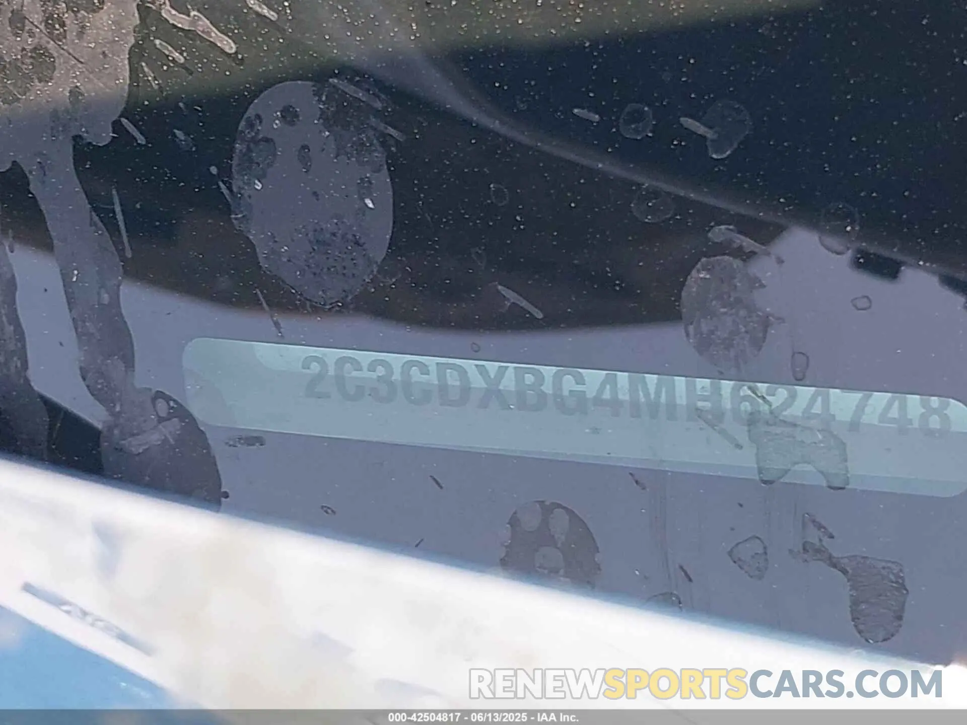 17 Photograph of a damaged car 2C3CDXBG4MH624748 DODGE CHARGER 2021
