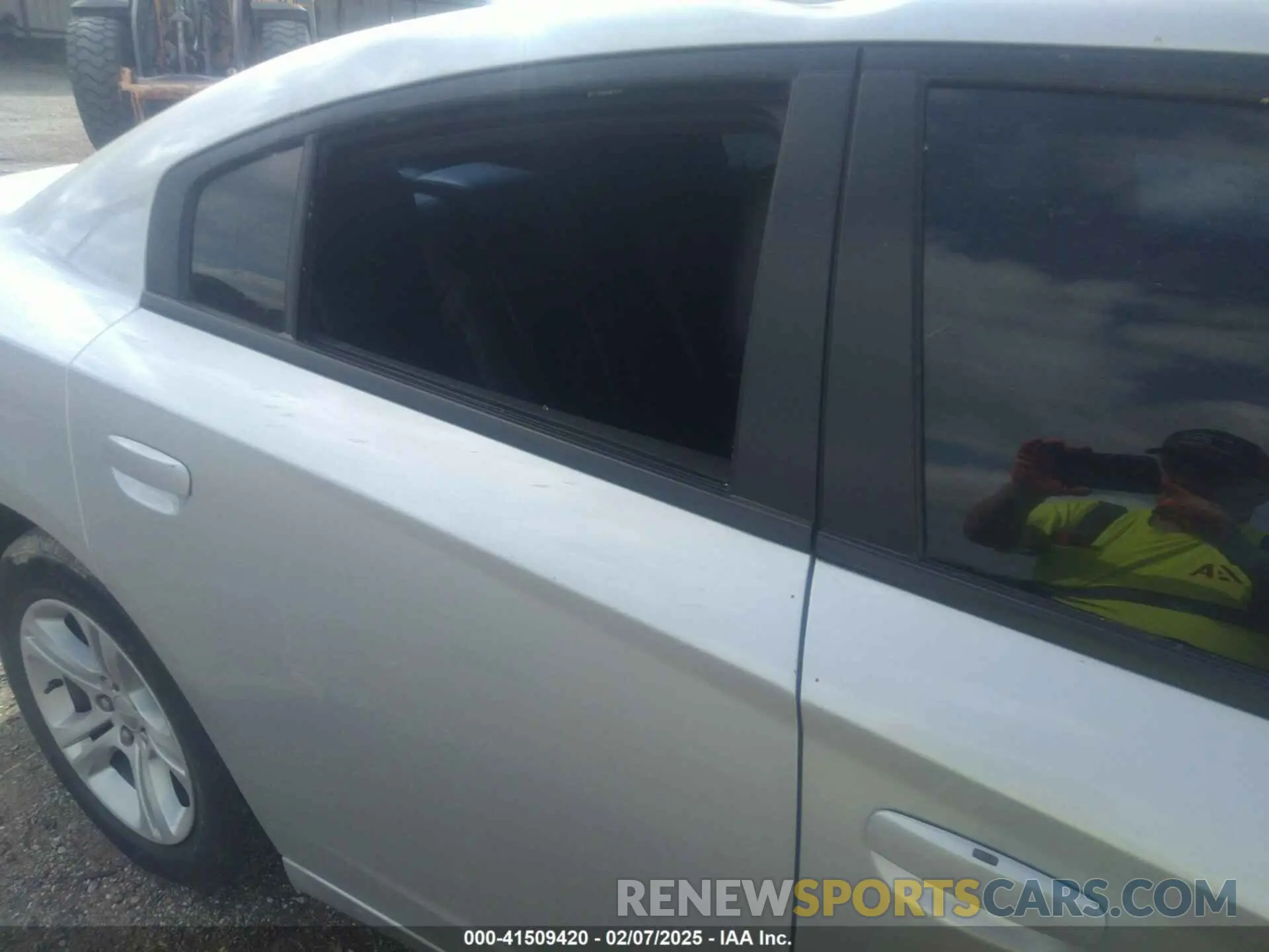 21 Photograph of a damaged car 2C3CDXBG5MH642871 DODGE CHARGER 2021