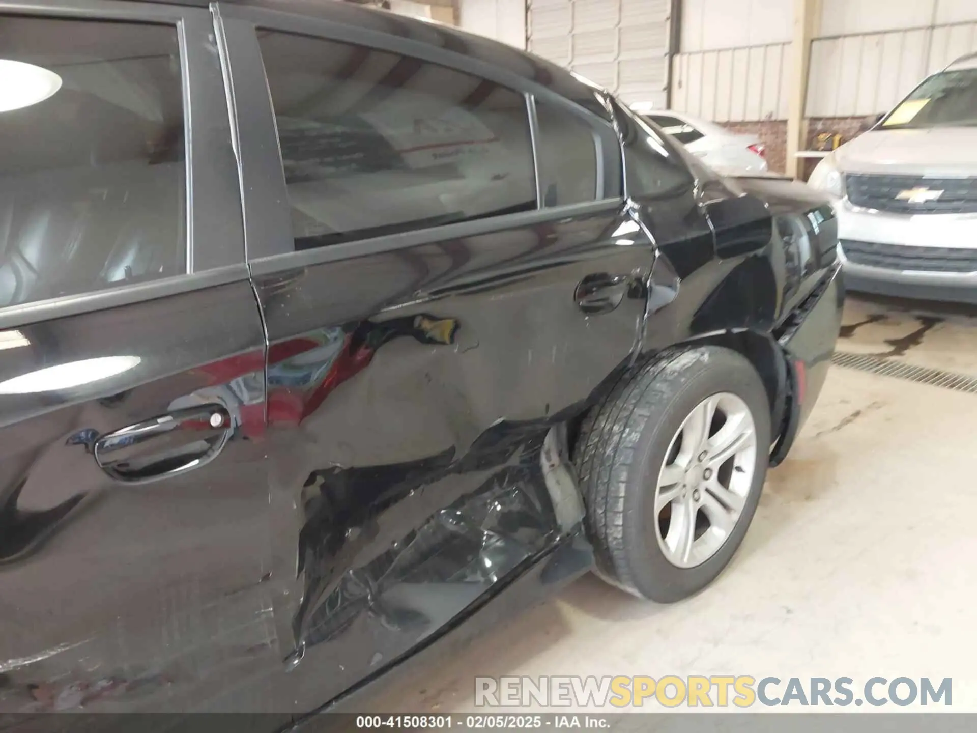 11 Photograph of a damaged car 2C3CDXBGXMH522550 DODGE CHARGER 2021