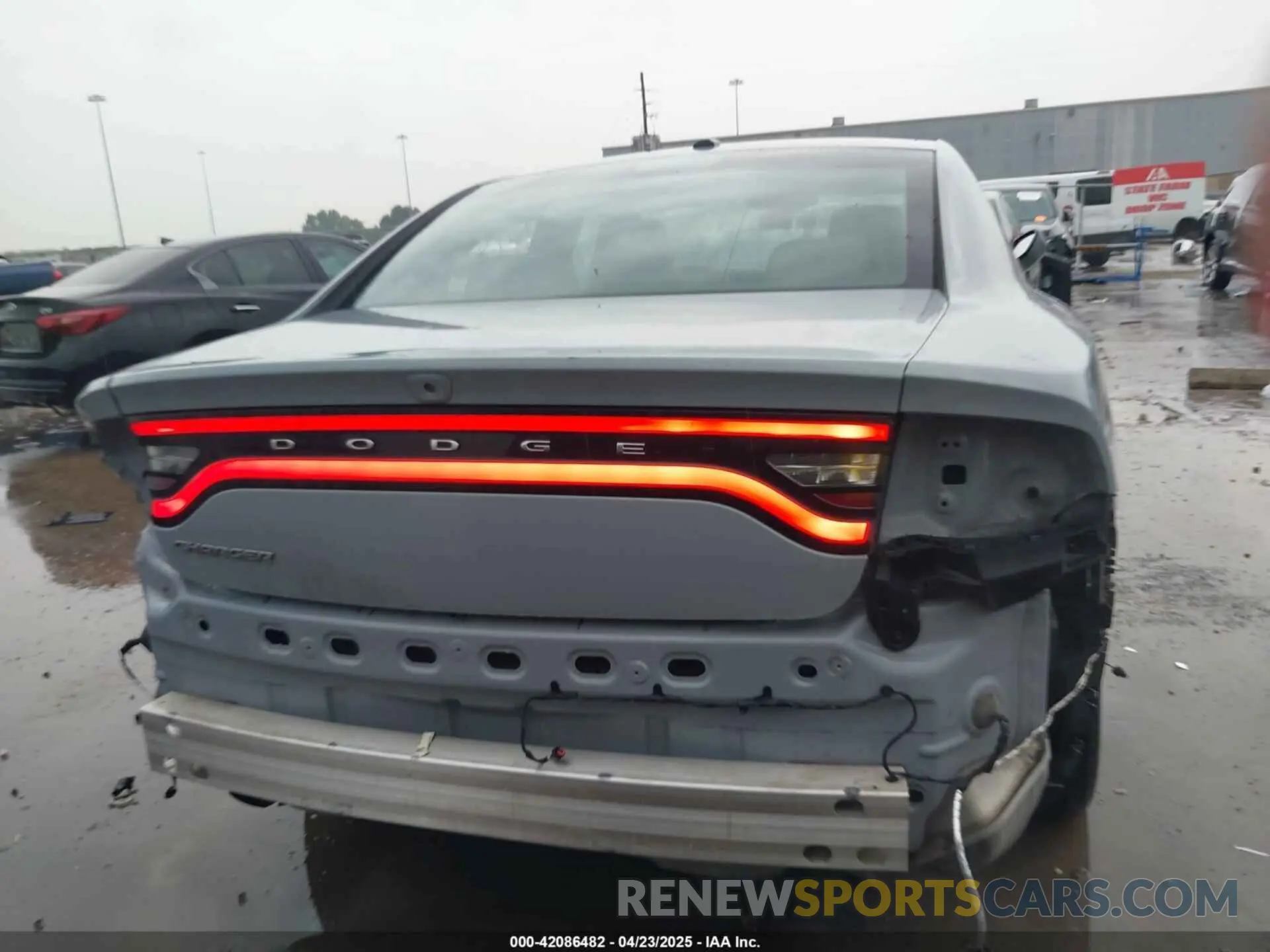 17 Photograph of a damaged car 2C3CDXBGXMH632322 DODGE CHARGER 2021