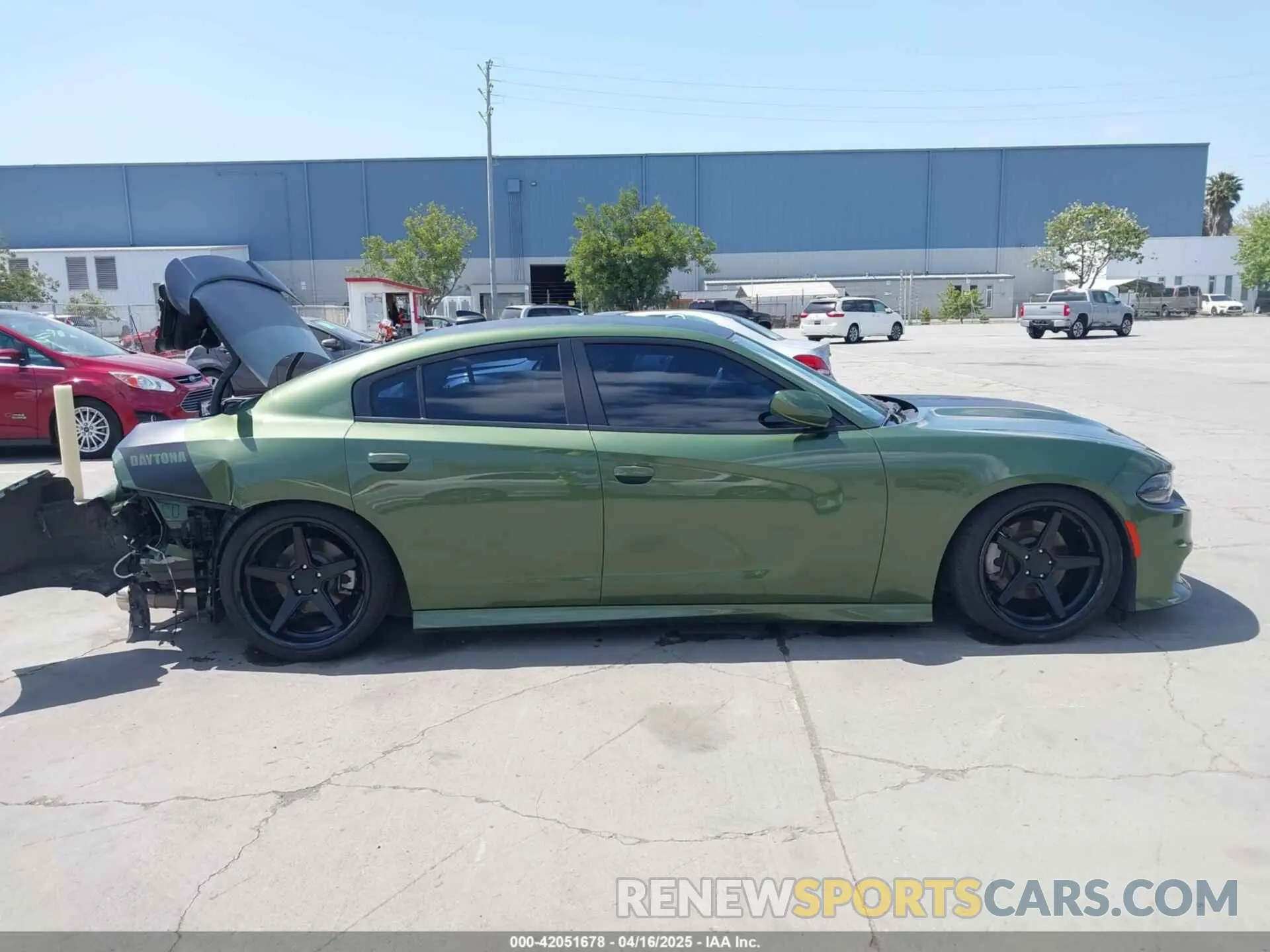 13 Photograph of a damaged car 2C3CDXCT0MH652199 DODGE CHARGER 2021
