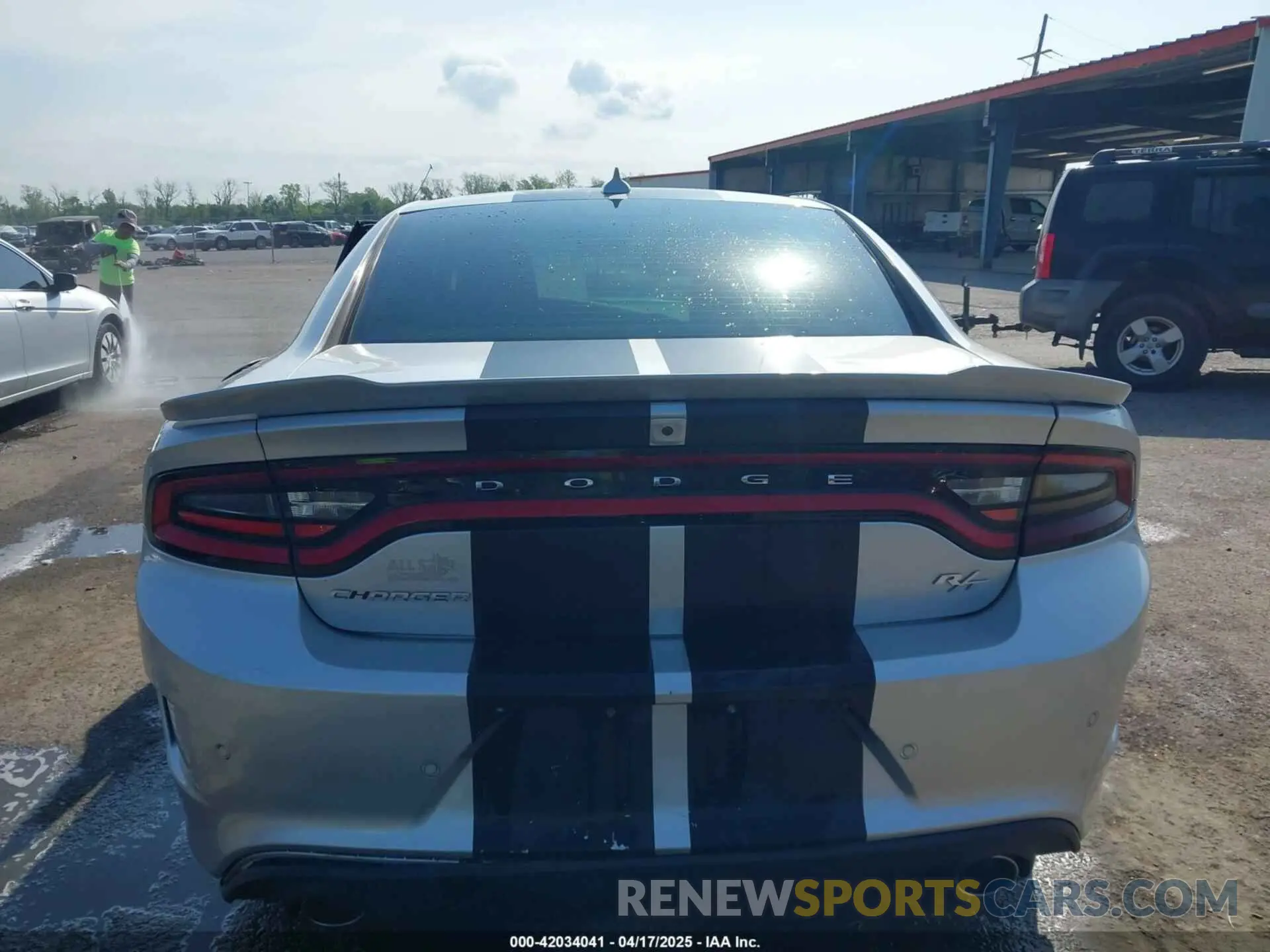 16 Photograph of a damaged car 2C3CDXCT7MH552987 DODGE CHARGER 2021