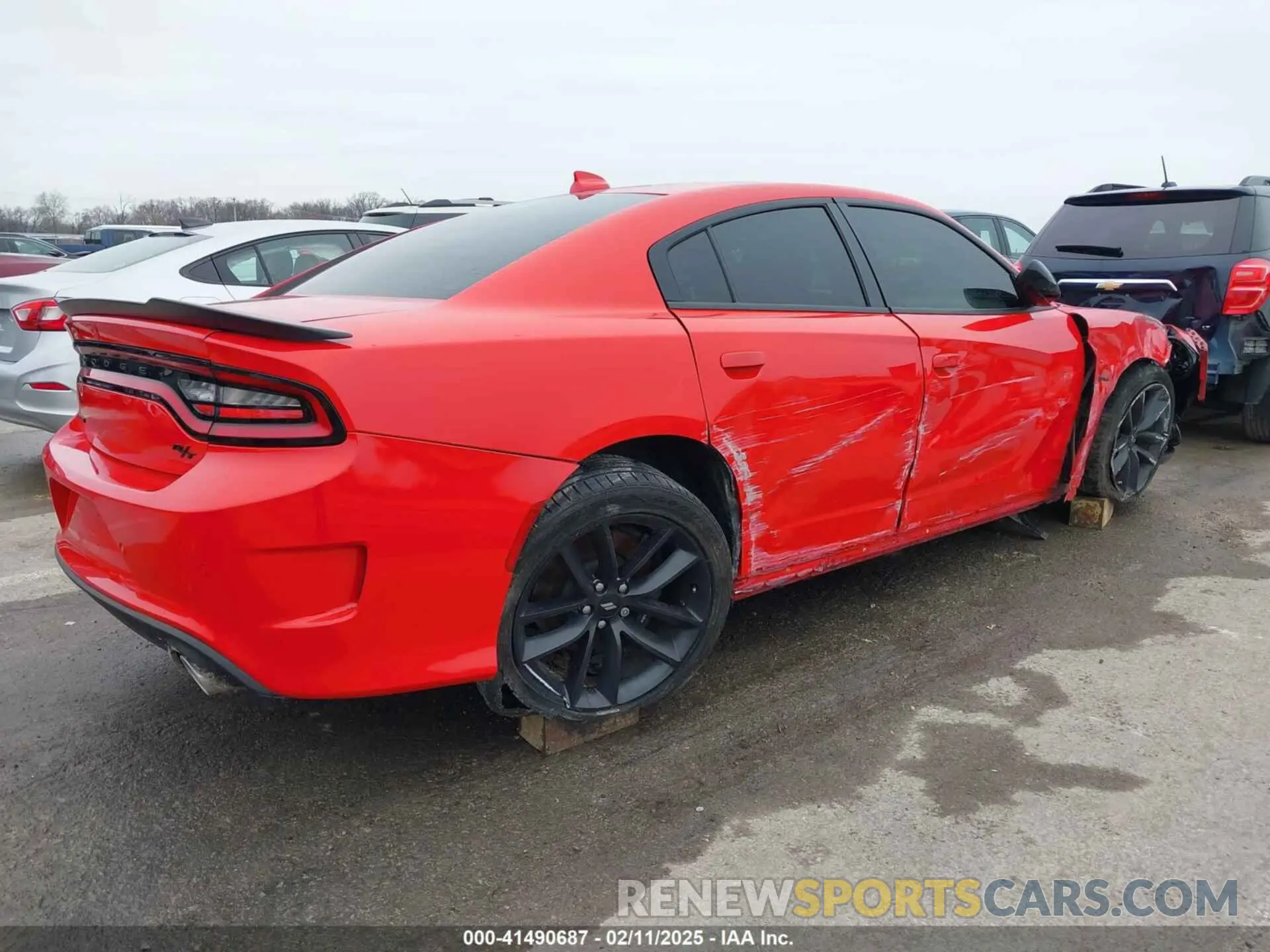 4 Photograph of a damaged car 2C3CDXCTXMH639931 DODGE CHARGER 2021