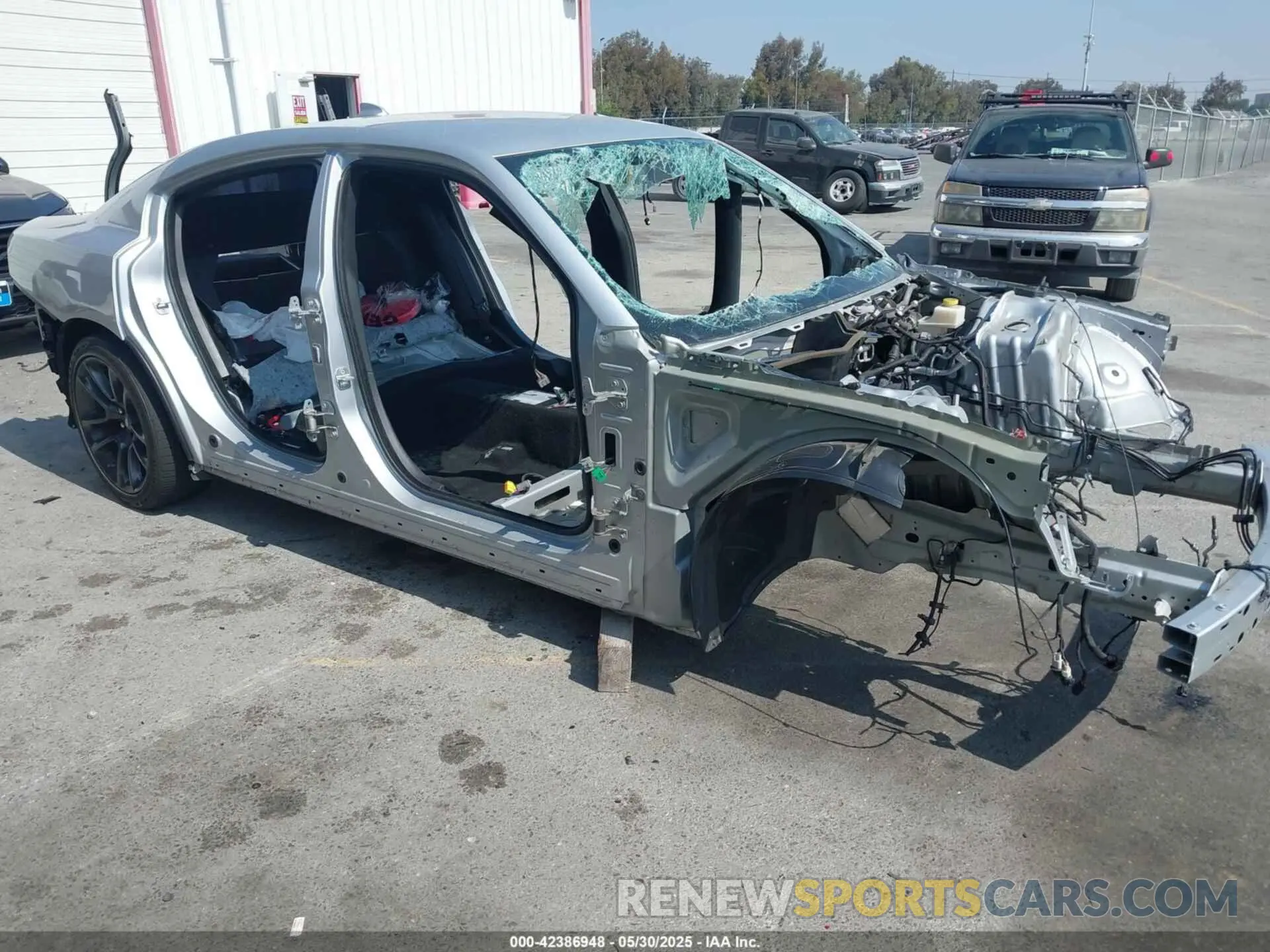 1 Photograph of a damaged car 2C3CDXGJ0MH553651 DODGE CHARGER 2021