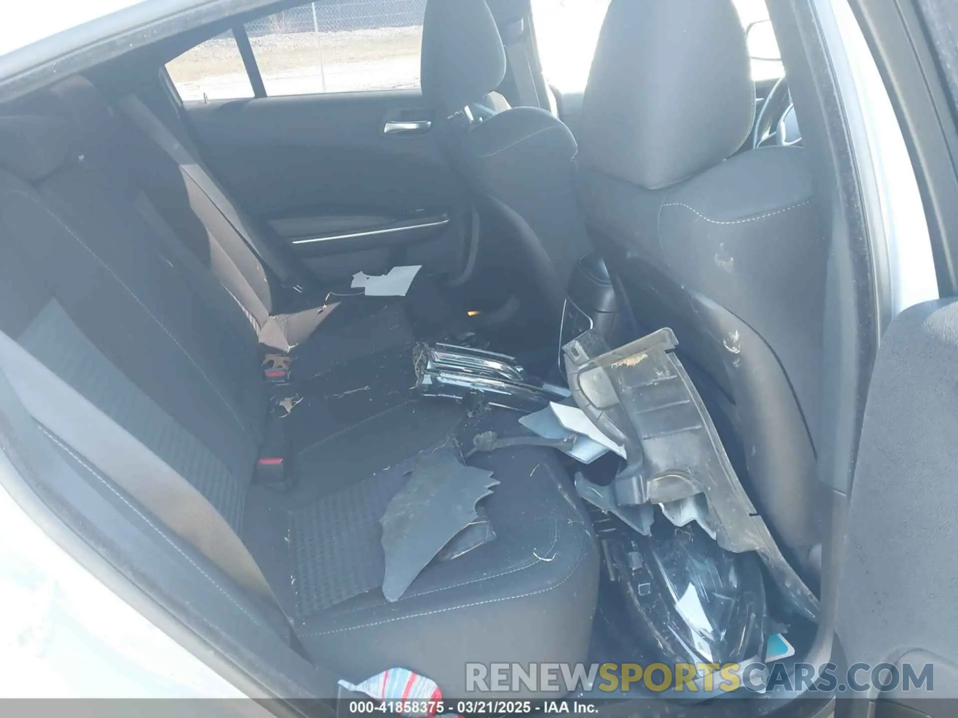 8 Photograph of a damaged car 2C3CDXGJ0MH565363 DODGE CHARGER 2021
