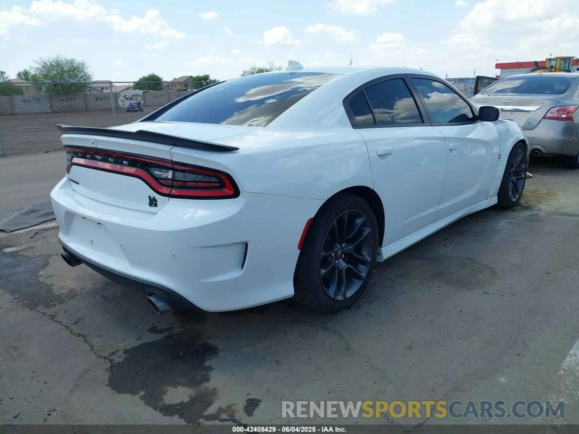 4 Photograph of a damaged car 2C3CDXGJ1MH539869 DODGE CHARGER 2021