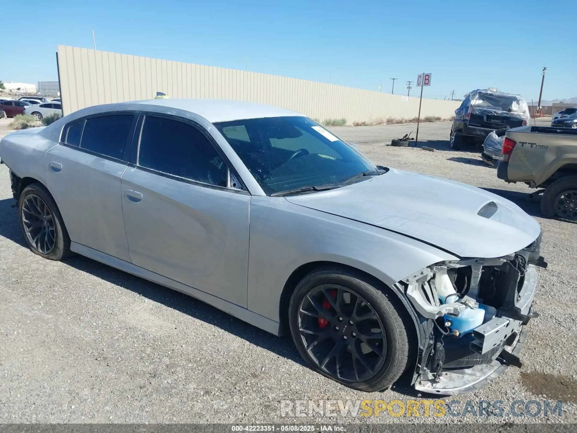 1 Photograph of a damaged car 2C3CDXGJ1MH553061 DODGE CHARGER 2021