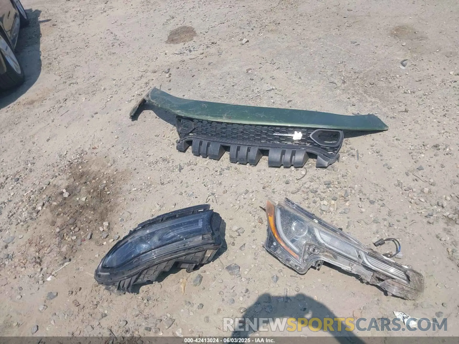 11 Photograph of a damaged car 2C3CDXGJ2MH527939 DODGE CHARGER 2021