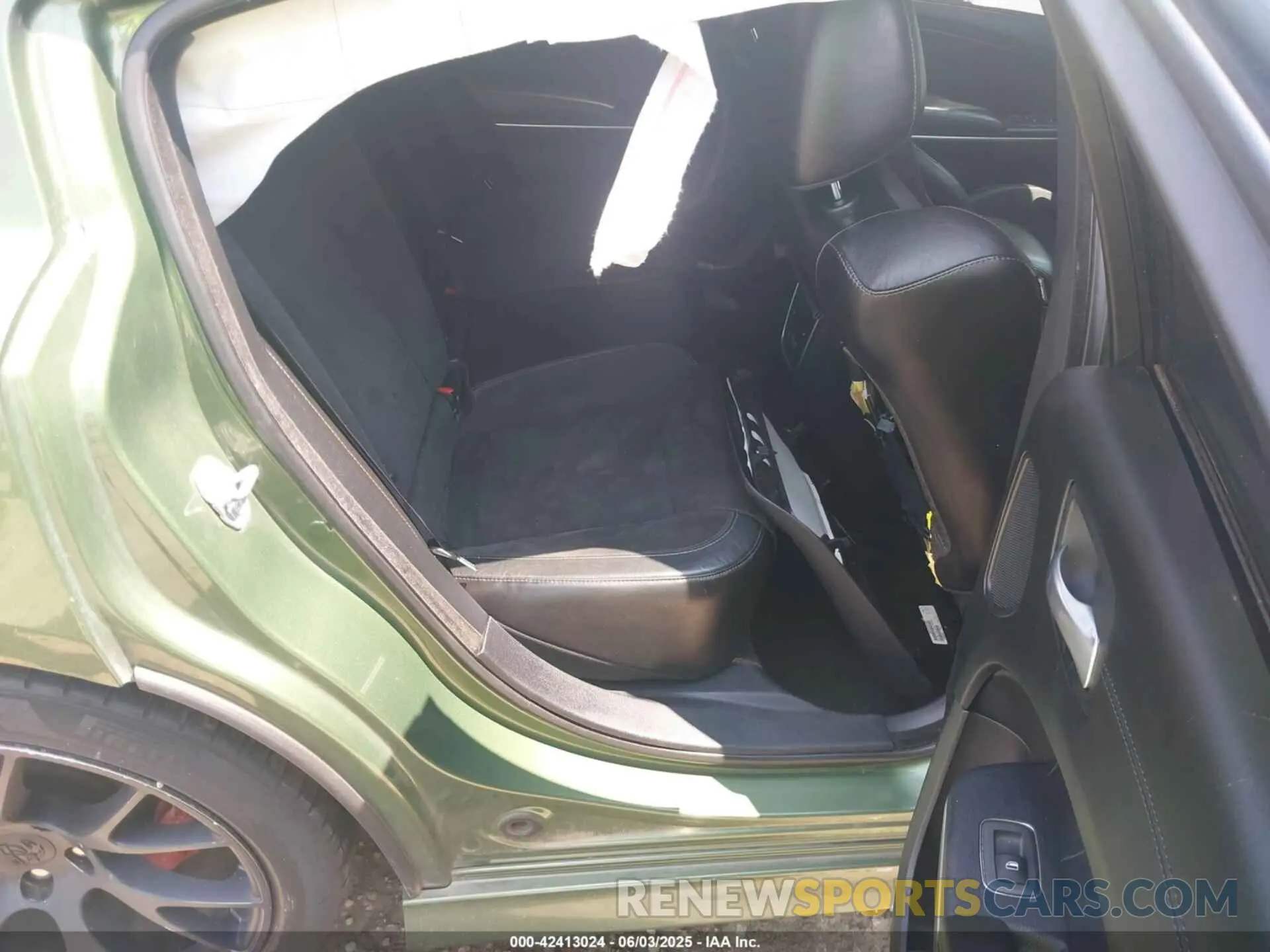 8 Photograph of a damaged car 2C3CDXGJ2MH527939 DODGE CHARGER 2021