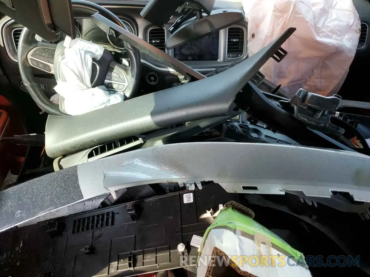 8 Photograph of a damaged car 2C3CDXGJ2MH669854 DODGE CHARGER 2021