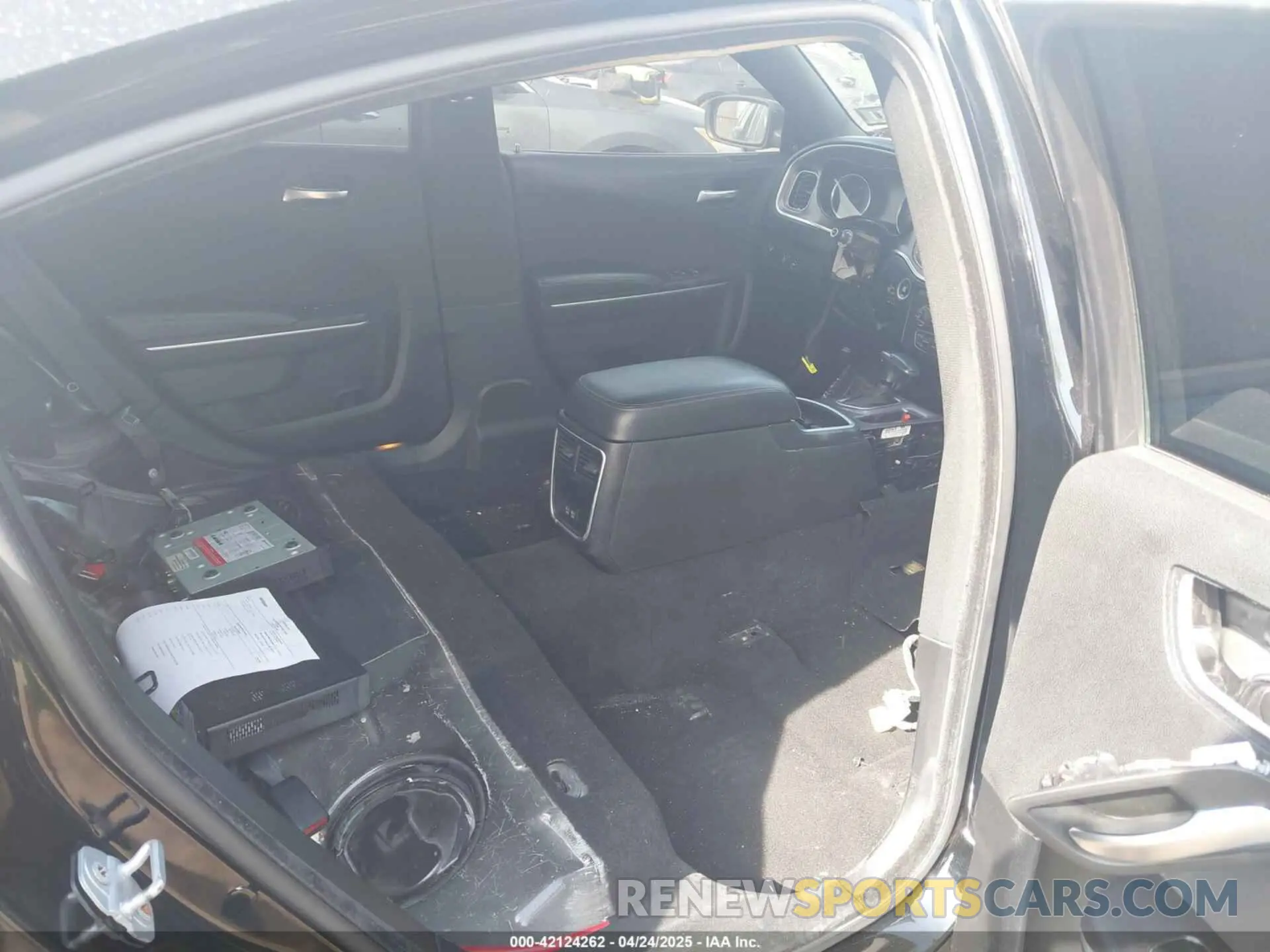 8 Photograph of a damaged car 2C3CDXGJ3MH579676 DODGE CHARGER 2021