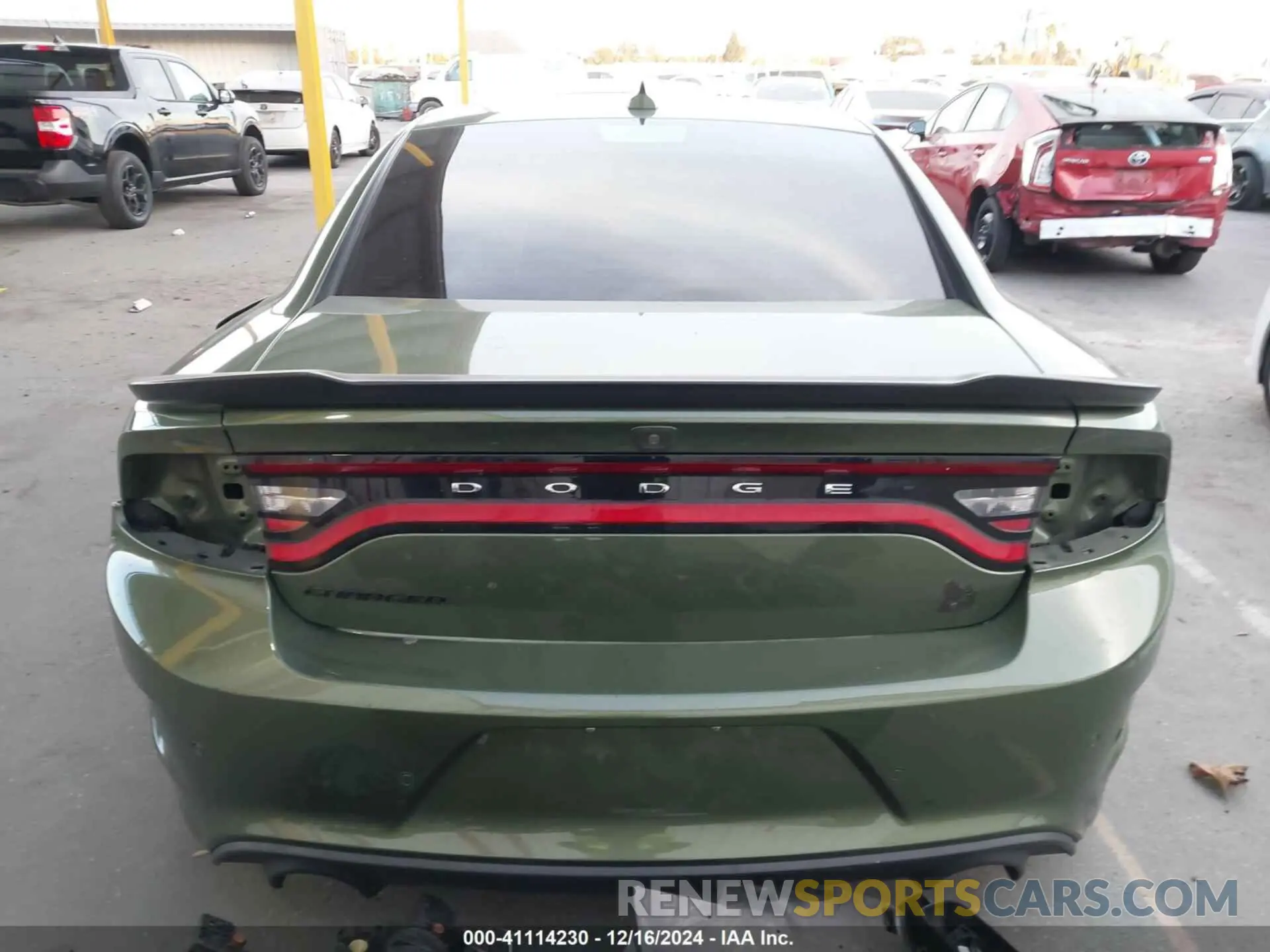 16 Photograph of a damaged car 2C3CDXGJ4MH559324 DODGE CHARGER 2021