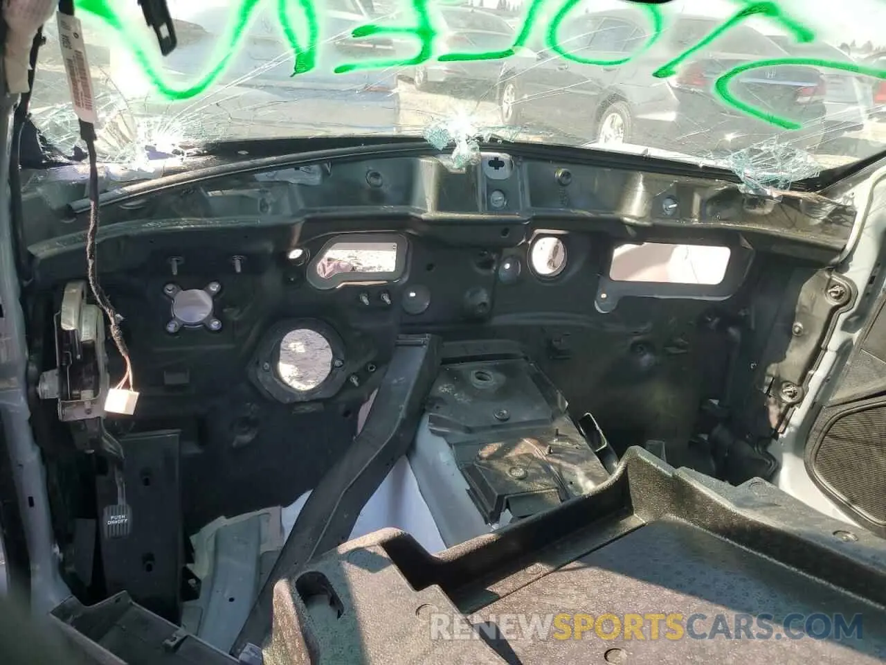 8 Photograph of a damaged car 2C3CDXGJ4MH565169 DODGE CHARGER 2021