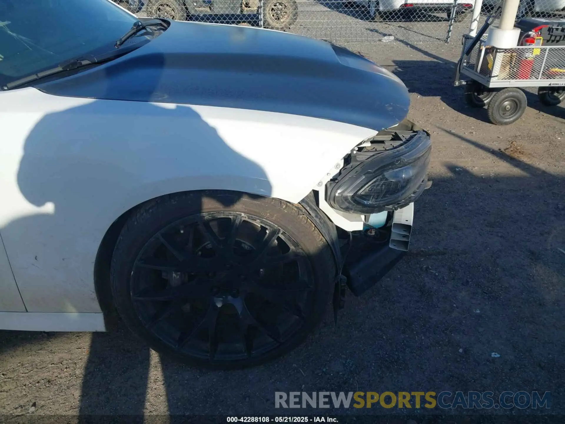 18 Photograph of a damaged car 2C3CDXGJ7MH559396 DODGE CHARGER 2021