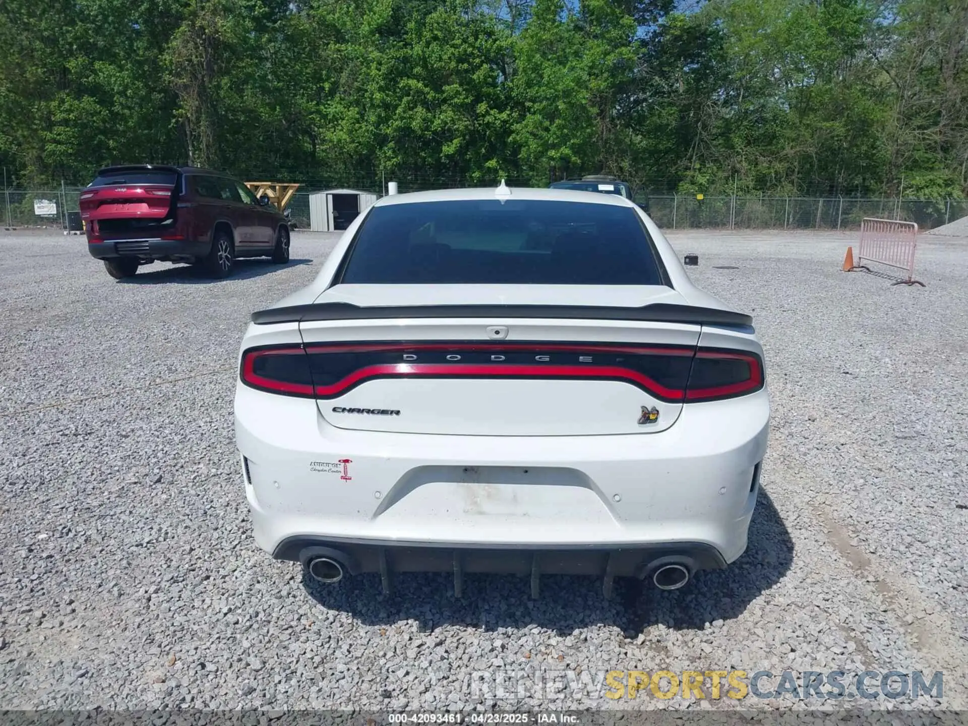 16 Photograph of a damaged car 2C3CDXGJ7MH678985 DODGE CHARGER 2021