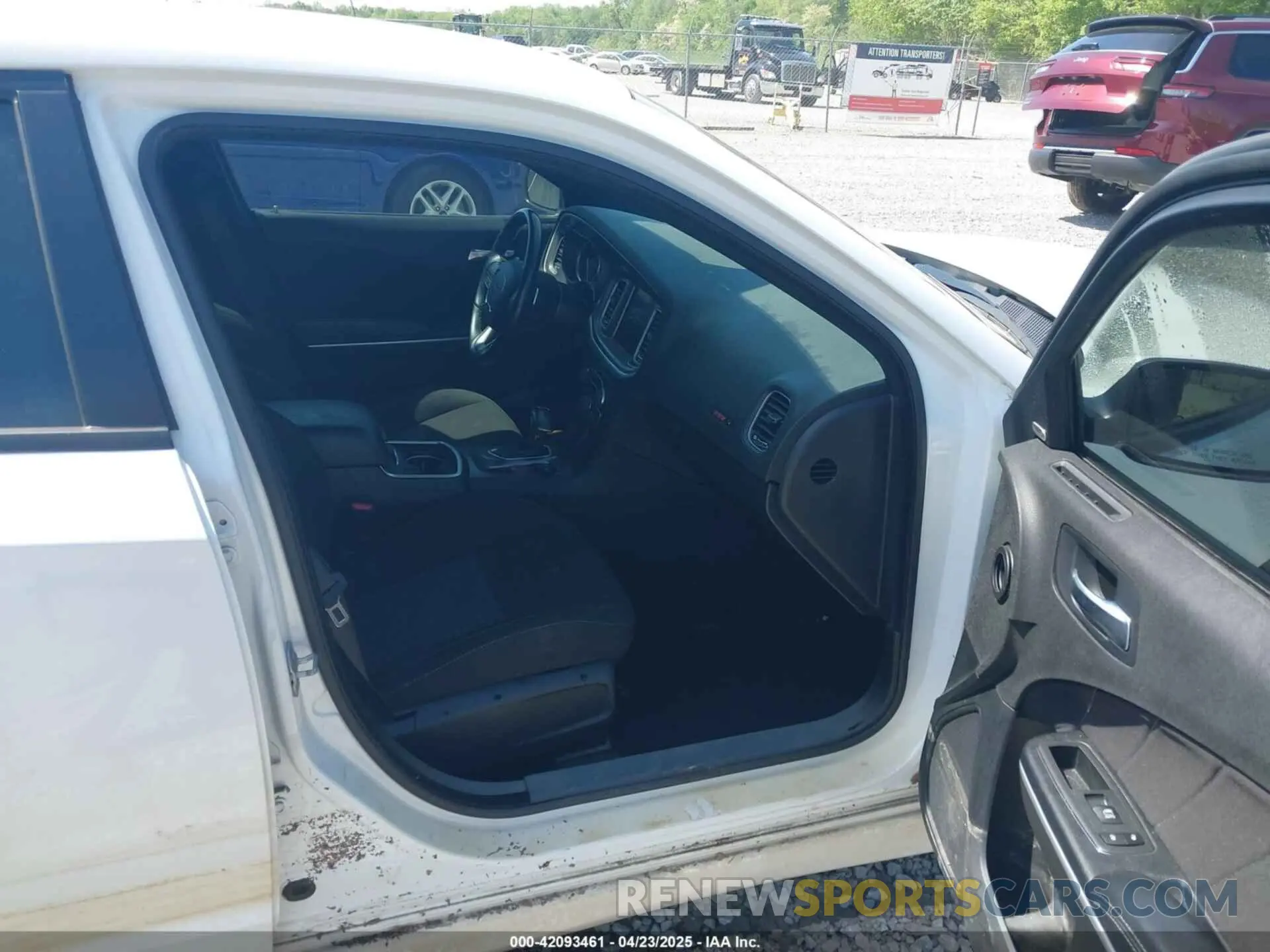 5 Photograph of a damaged car 2C3CDXGJ7MH678985 DODGE CHARGER 2021