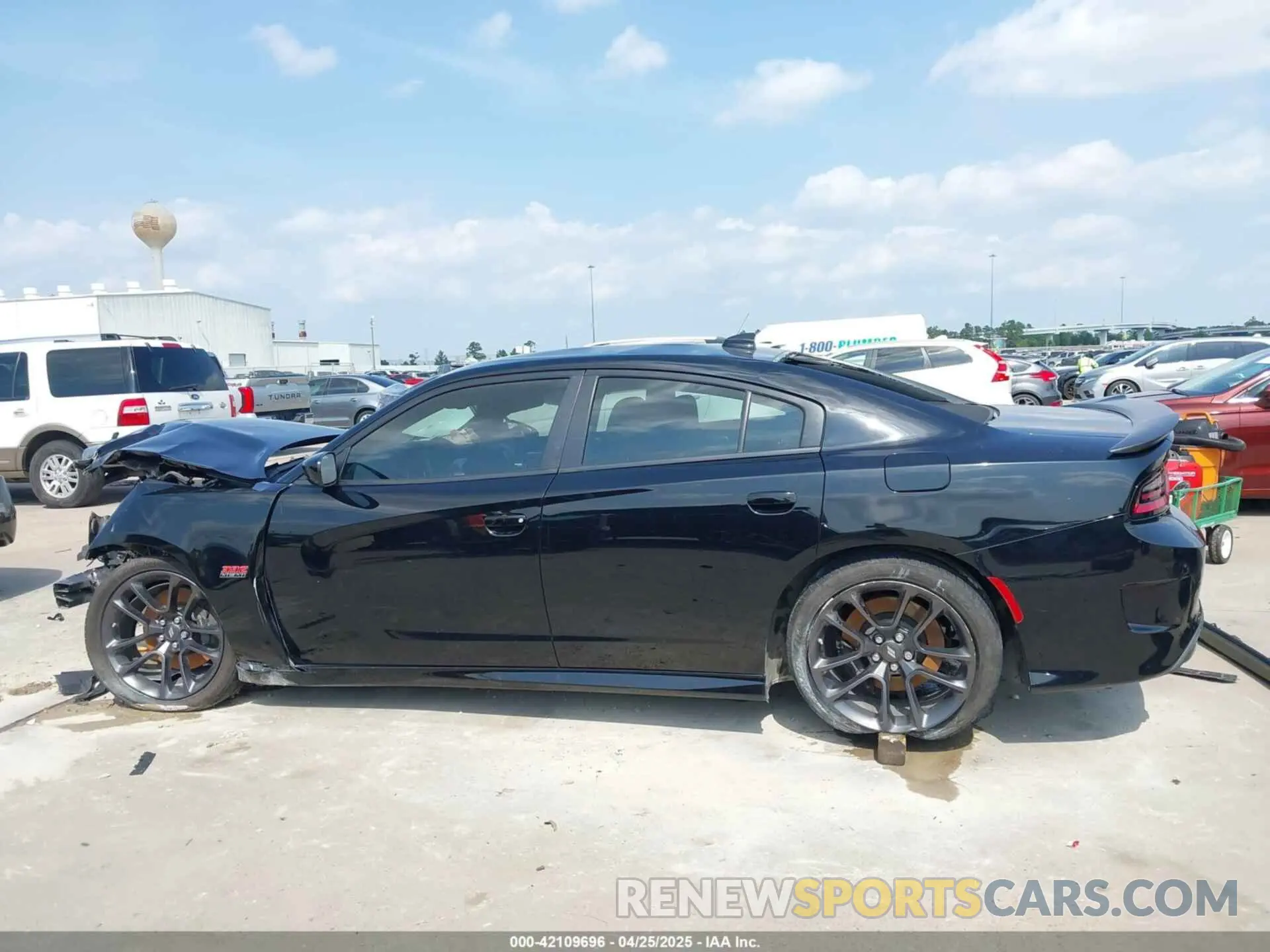 15 Photograph of a damaged car 2C3CDXGJ7MH679151 DODGE CHARGER 2021