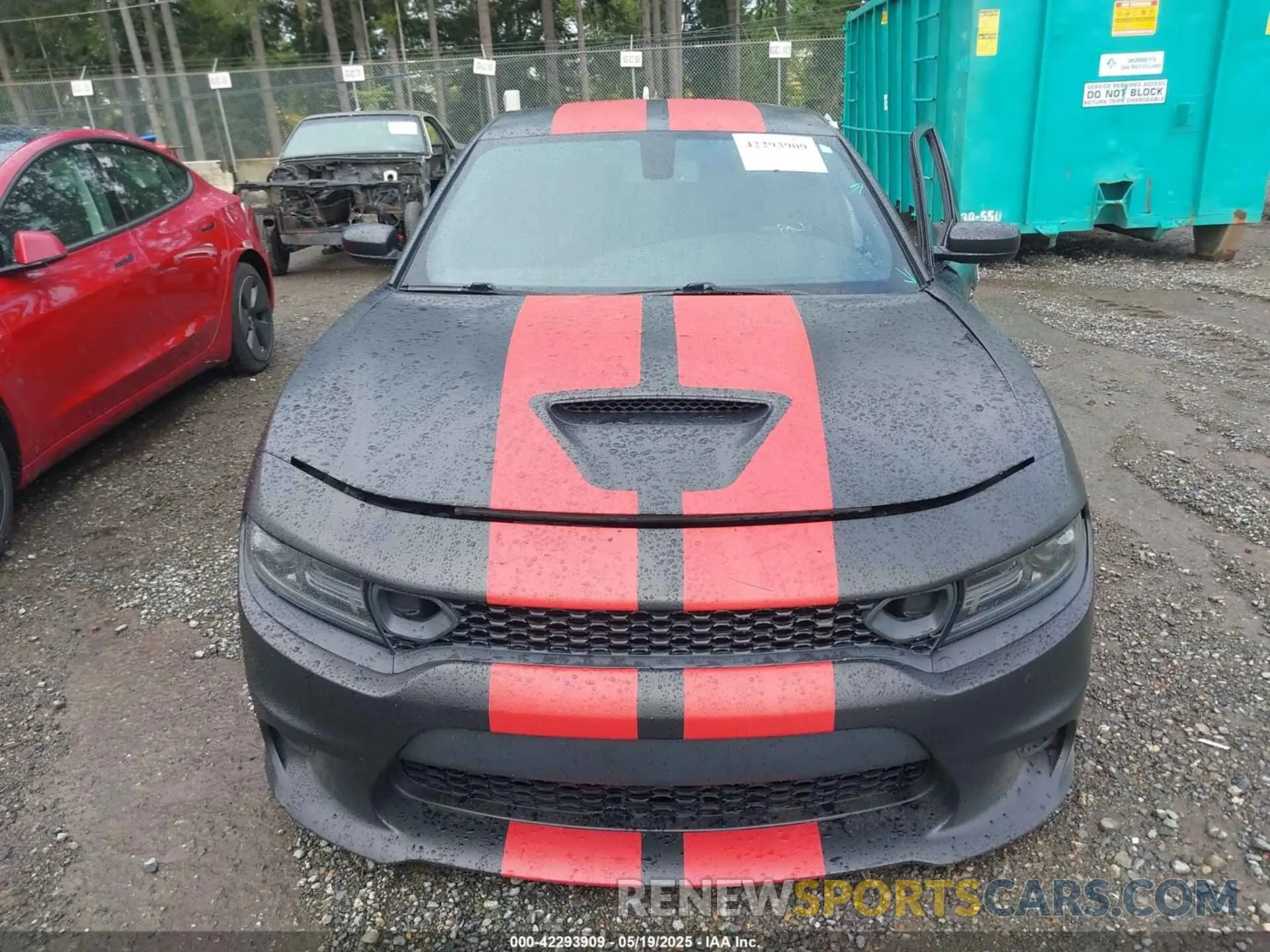 12 Photograph of a damaged car 2C3CDXGJ8MH539772 DODGE CHARGER 2021