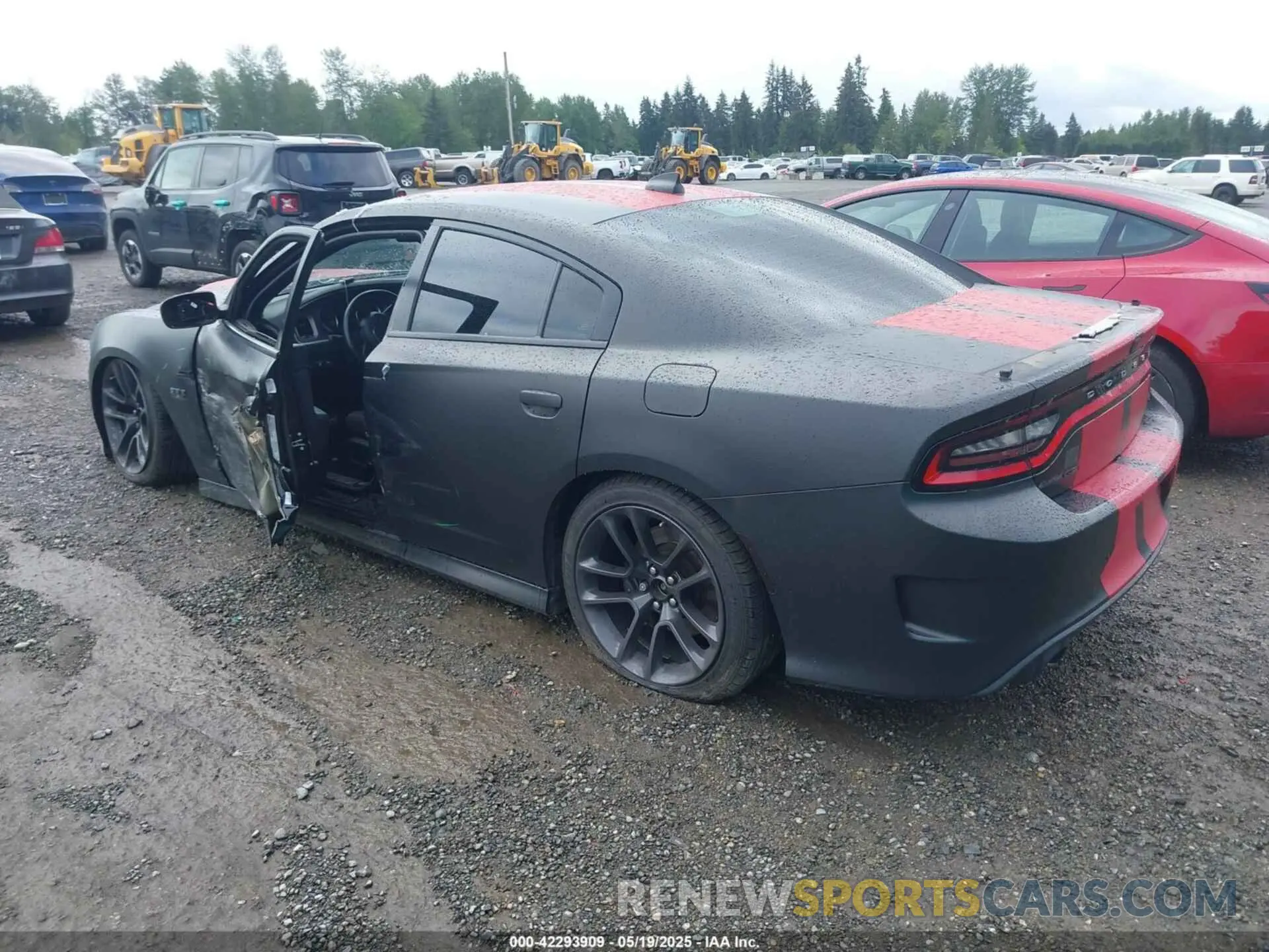3 Photograph of a damaged car 2C3CDXGJ8MH539772 DODGE CHARGER 2021