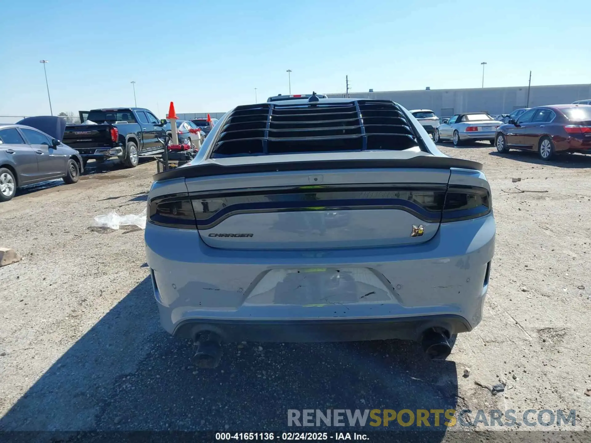 17 Photograph of a damaged car 2C3CDXGJ8MH539917 DODGE CHARGER 2021