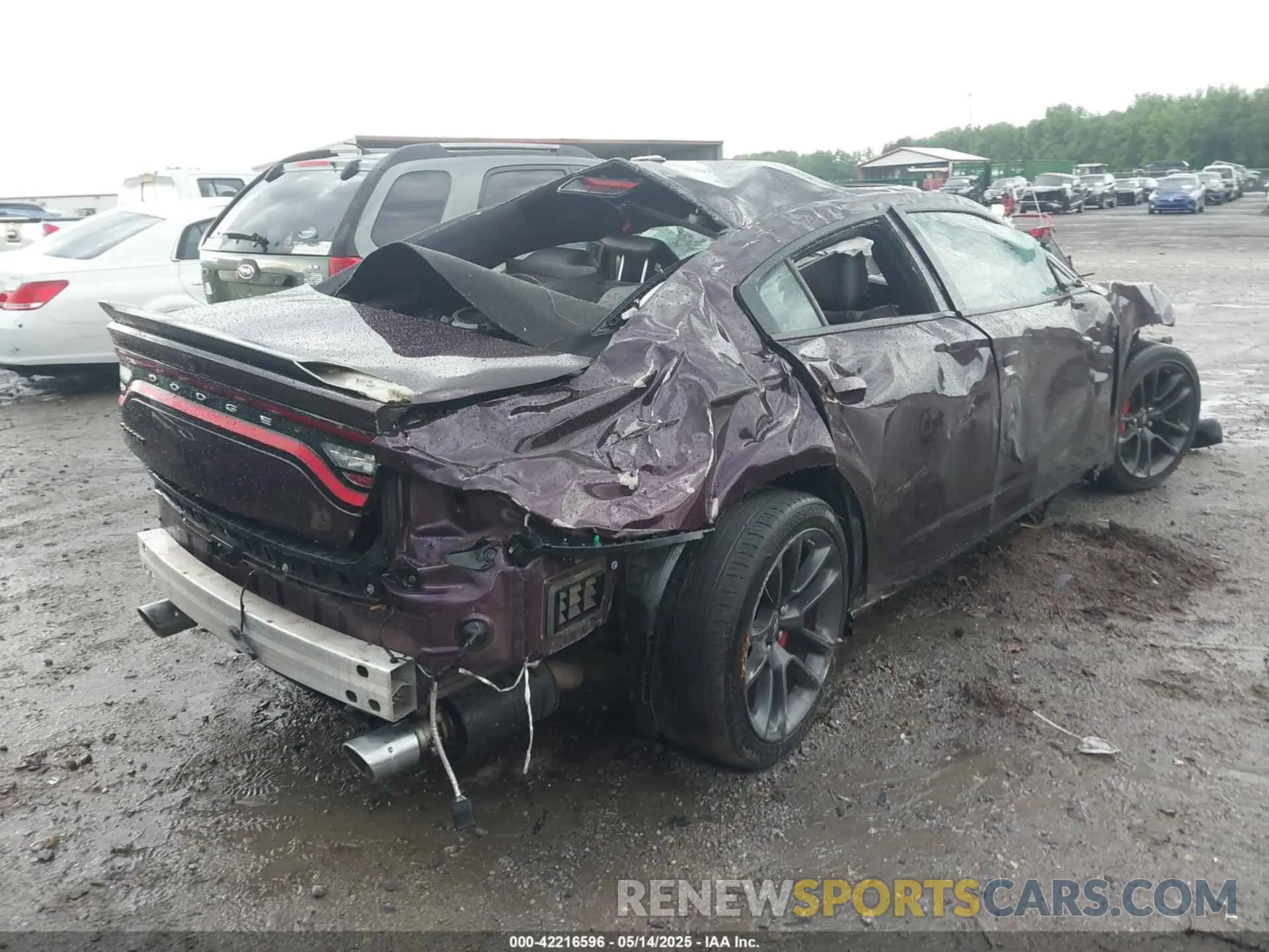 4 Photograph of a damaged car 2C3CDXGJ8MH578006 DODGE CHARGER 2021