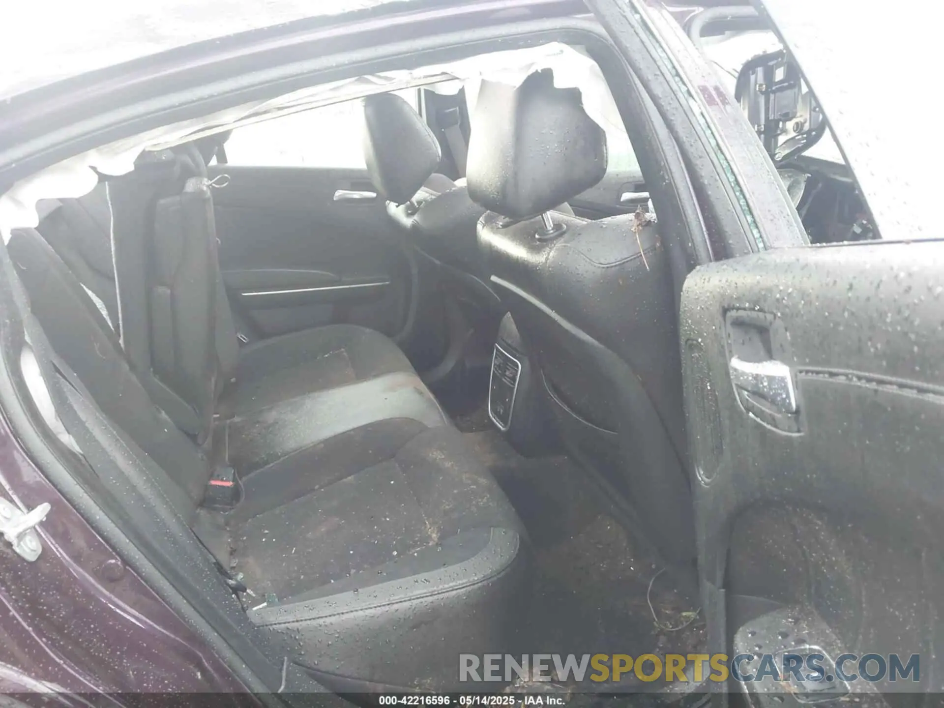 8 Photograph of a damaged car 2C3CDXGJ8MH578006 DODGE CHARGER 2021