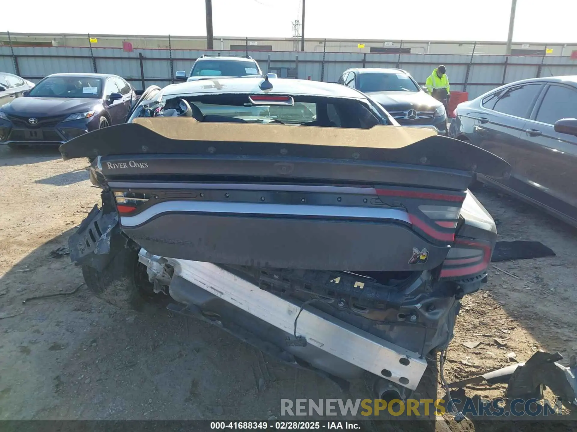 17 Photograph of a damaged car 2C3CDXGJ9MH511348 DODGE CHARGER 2021